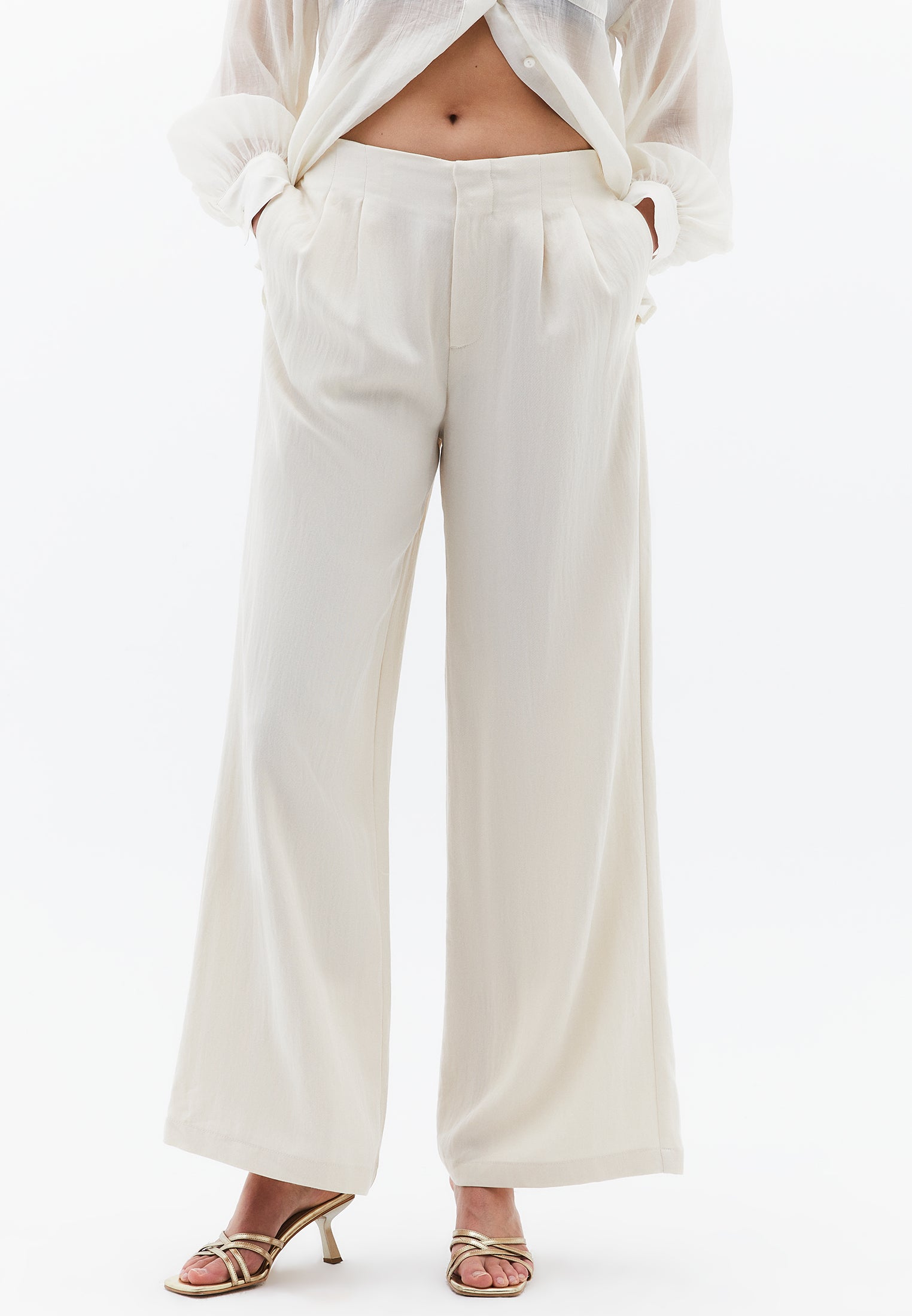 Wide Leg Ultra High Waist Pocket Detail Pants - ALMOND MILK