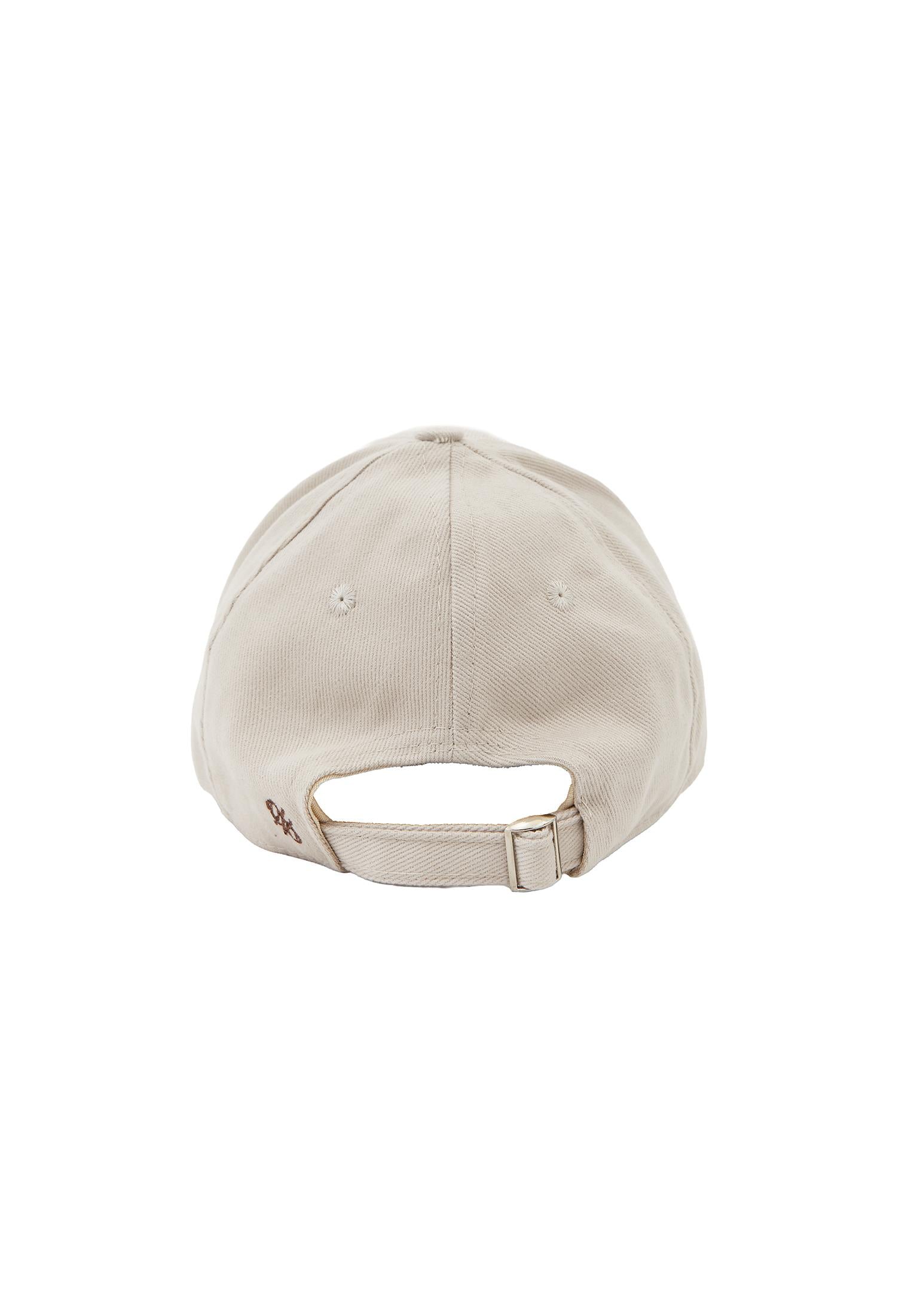 Essential Women's Hat For Autumn - ALMOND MILK