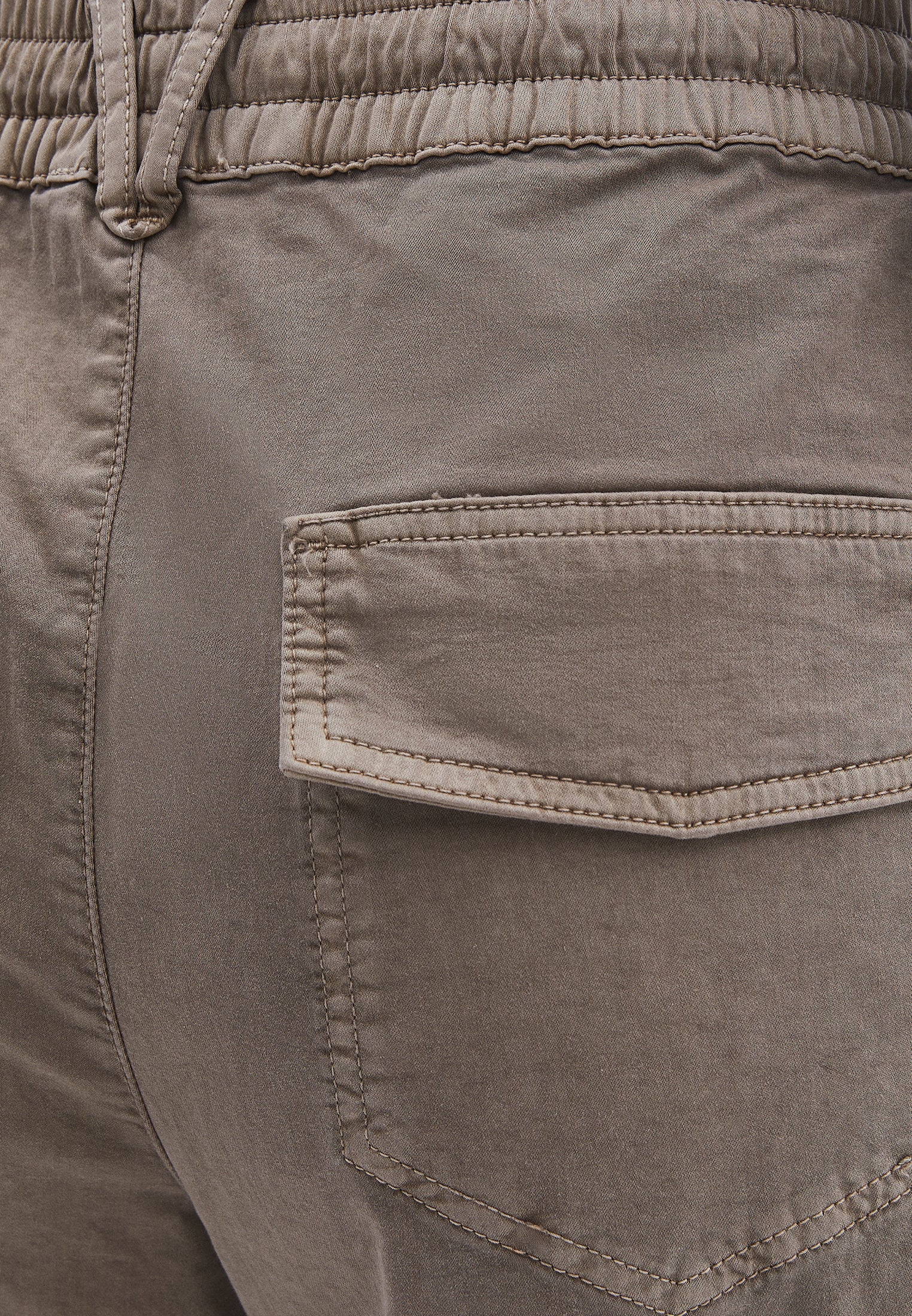 Barrel-Leg Pants with a Tie Belt - ANTIK FUNGI