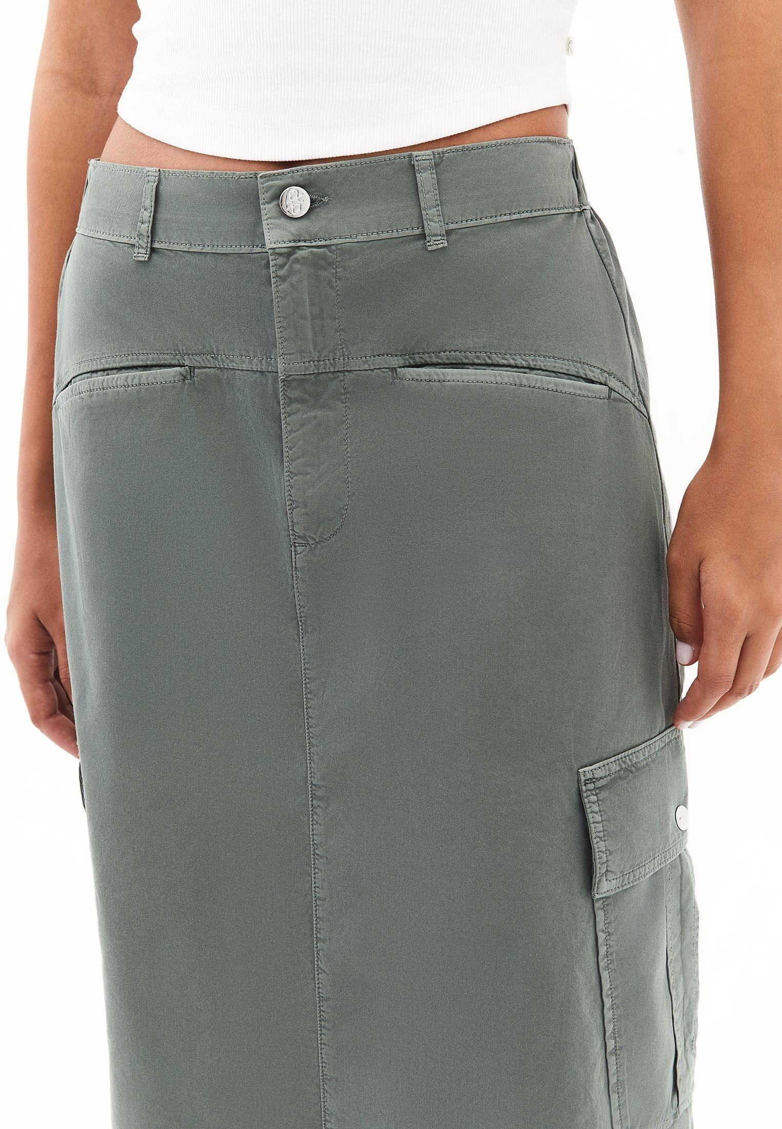 Flared Long Cargo Skirt With Zipper Detail - ANTIK LAUREL WREATH