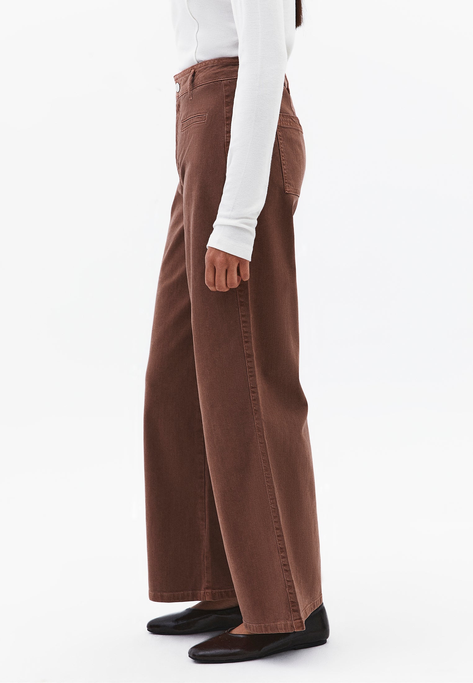 Wide Leg Pants With Pocket Detail - ANTIK MYRISTICA