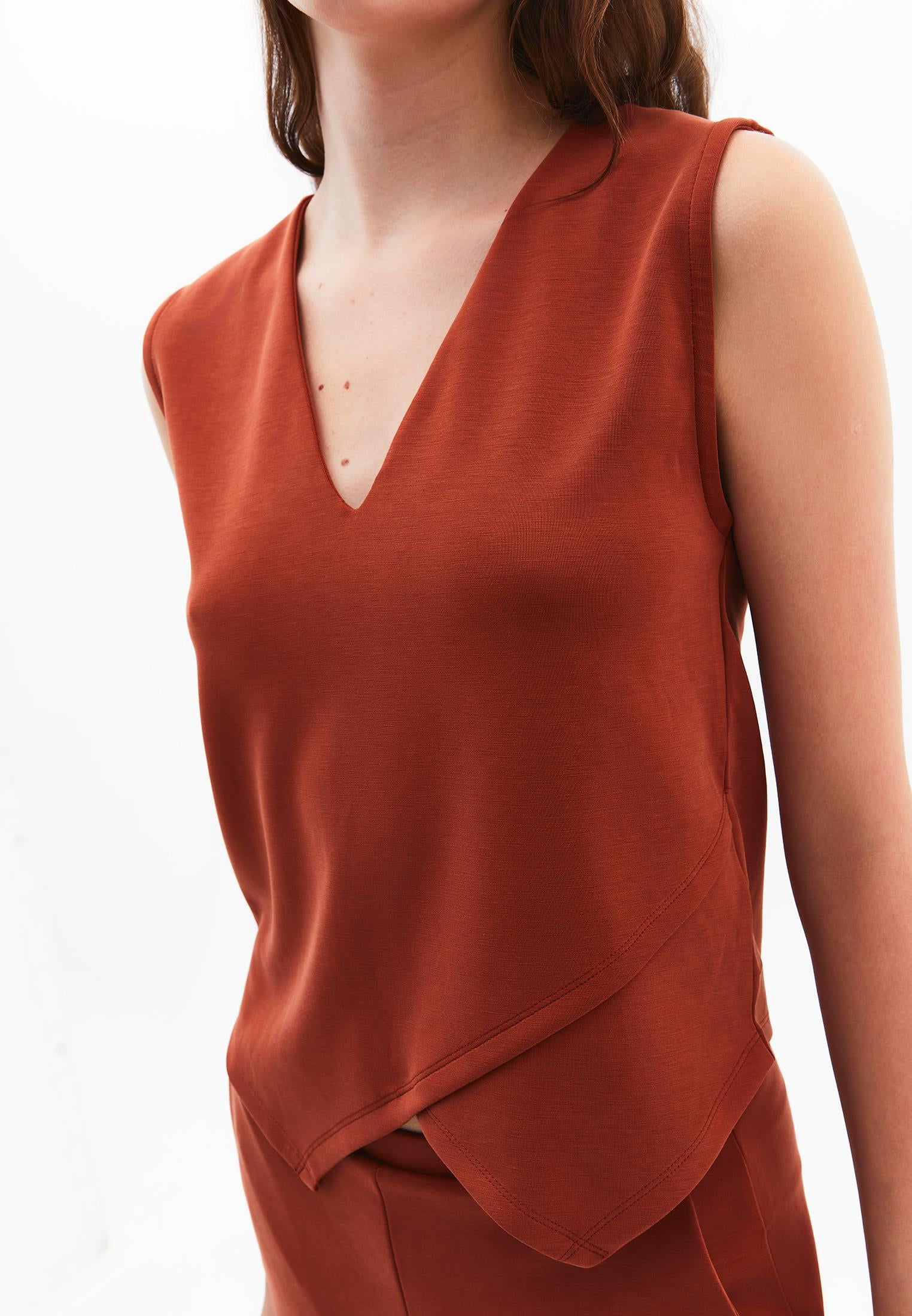 V Neck Easy To Combine Tank Top - ARABIAN SPICE