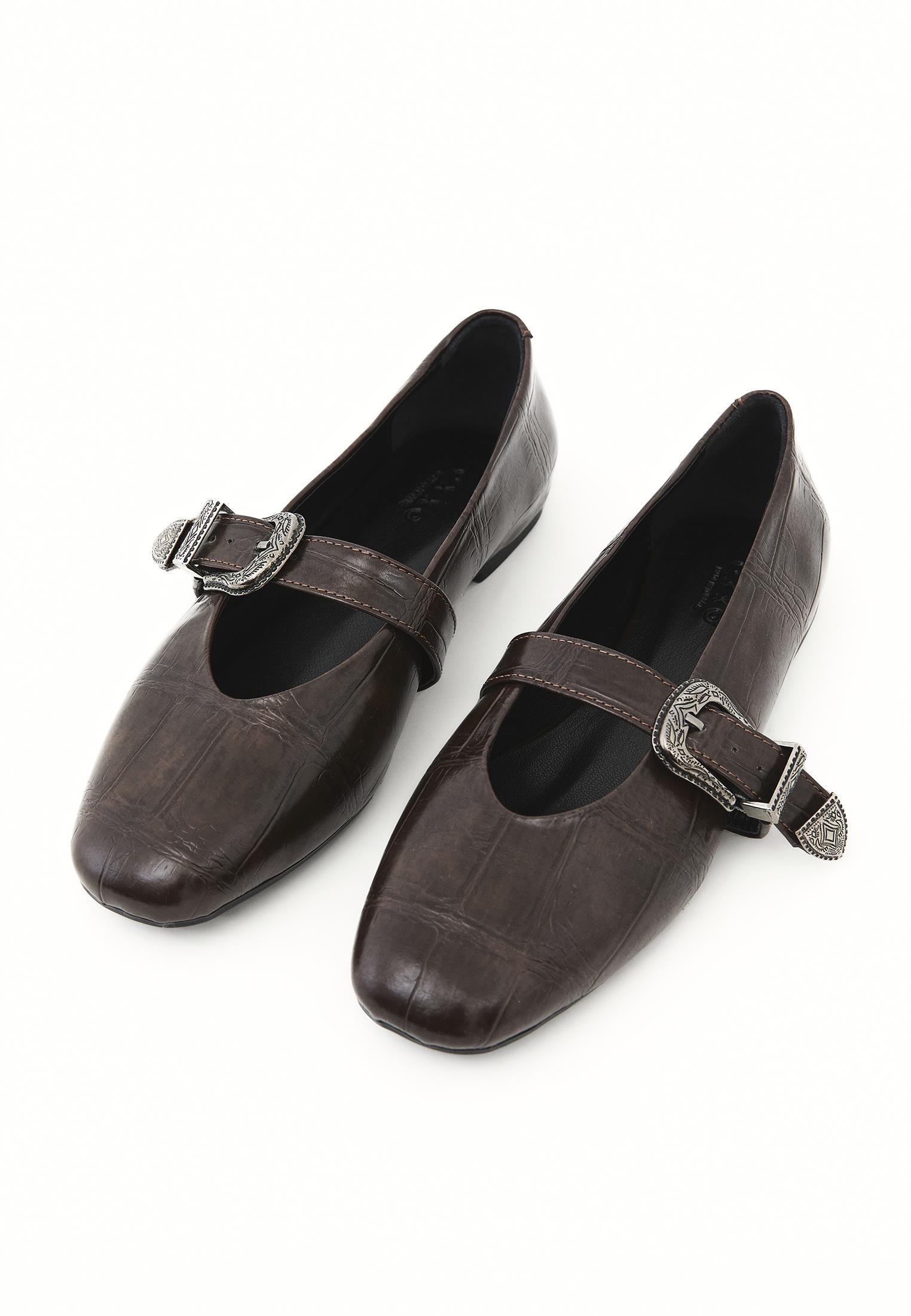 Casual Women Shoe - BITTER CHOCOLATE