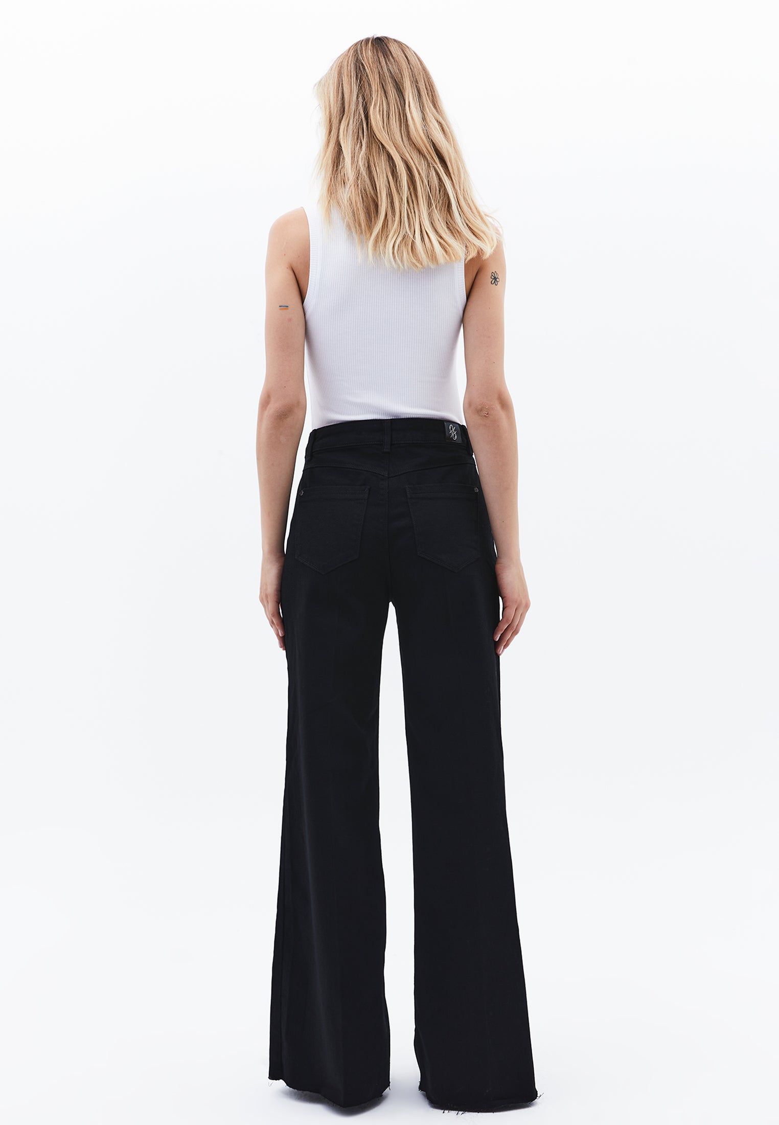 High Waist Jeans - BLACK DENIM