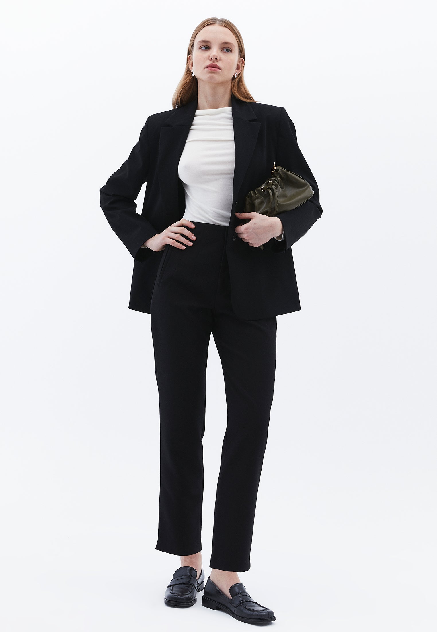 Ultra High Waist Carrot Pants - BLACK