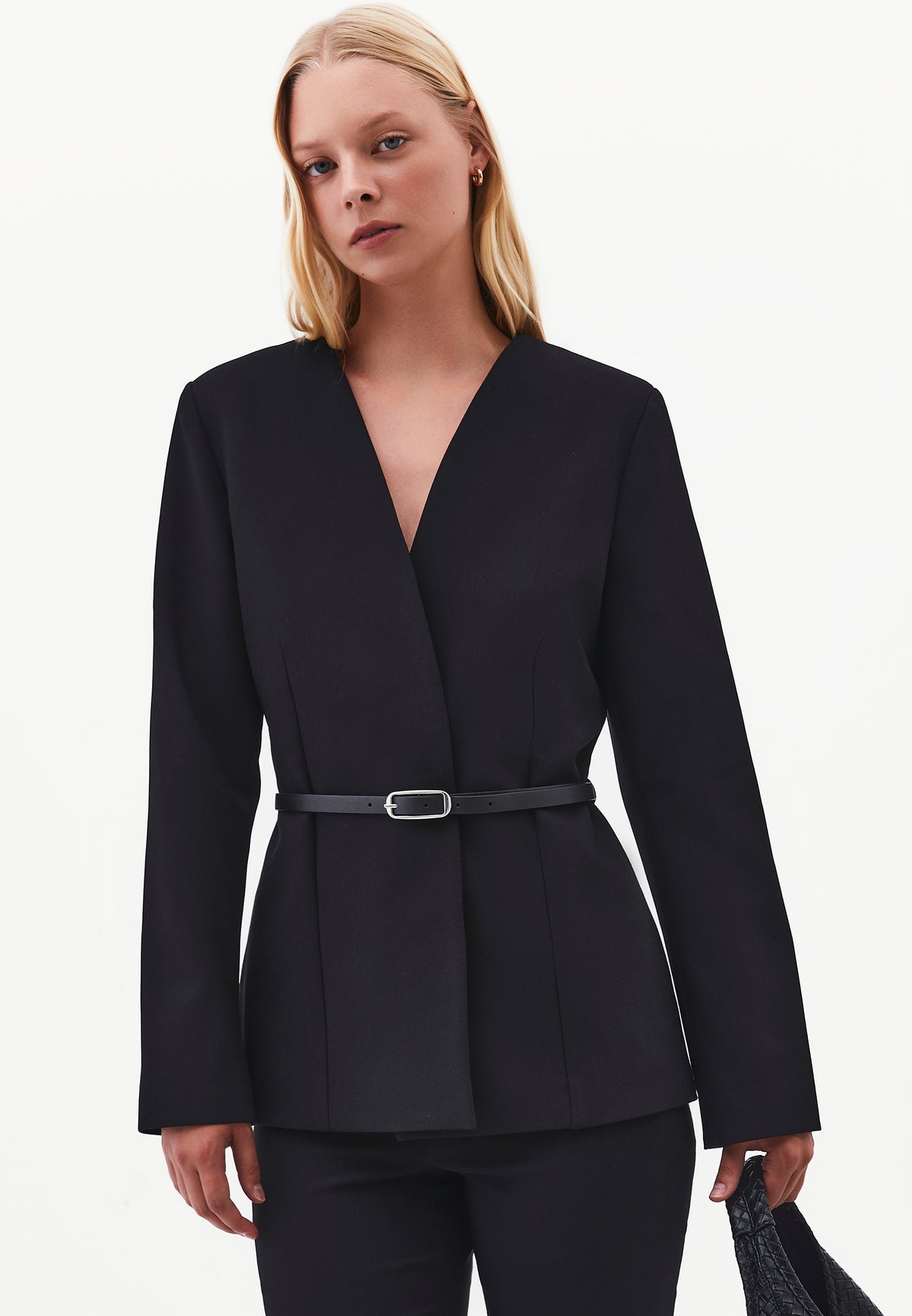 V-Neck Blazer Jacket With Belt Detail - BLACK
