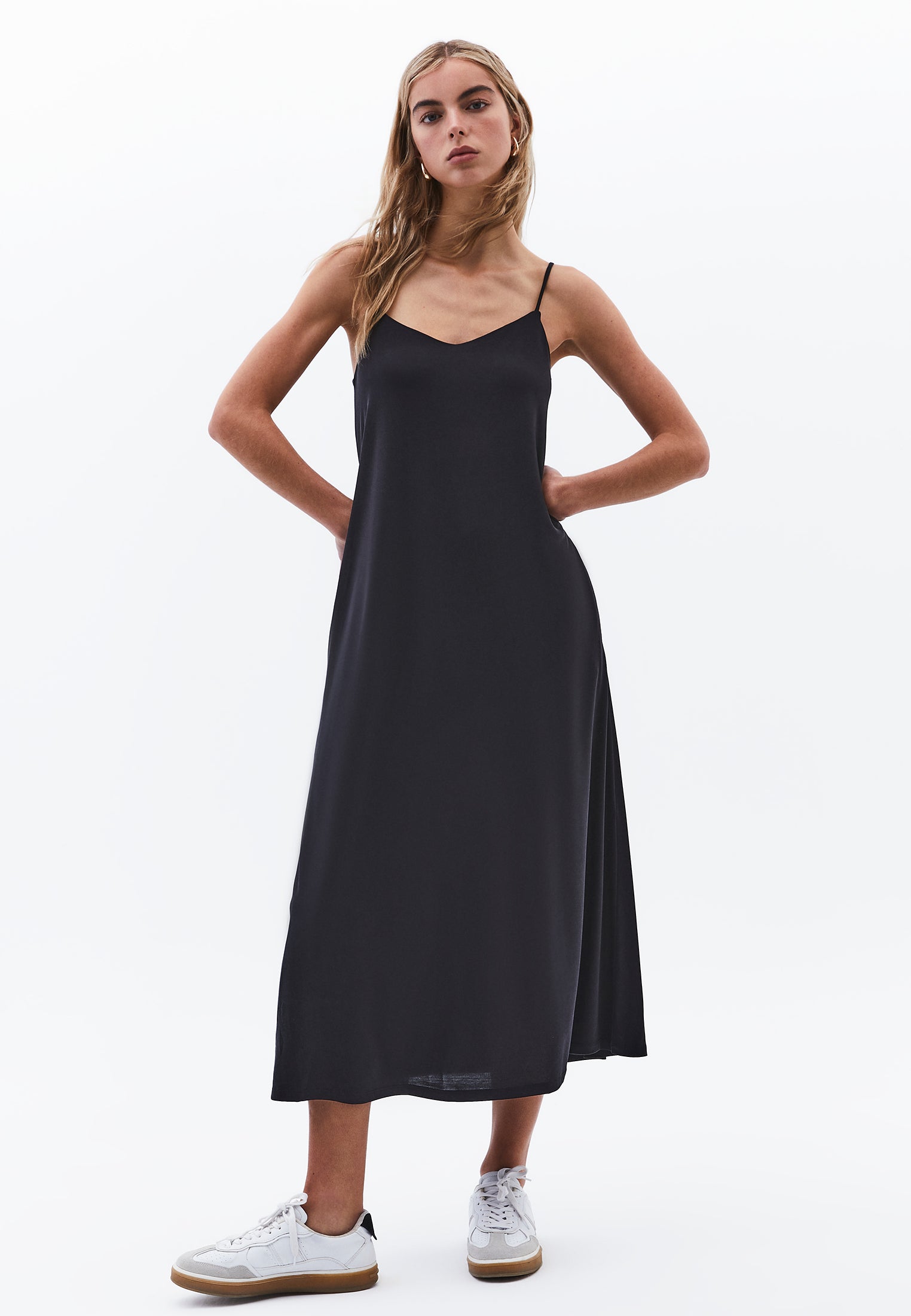 Sleeveless Strappy Midi Dress - BLACK