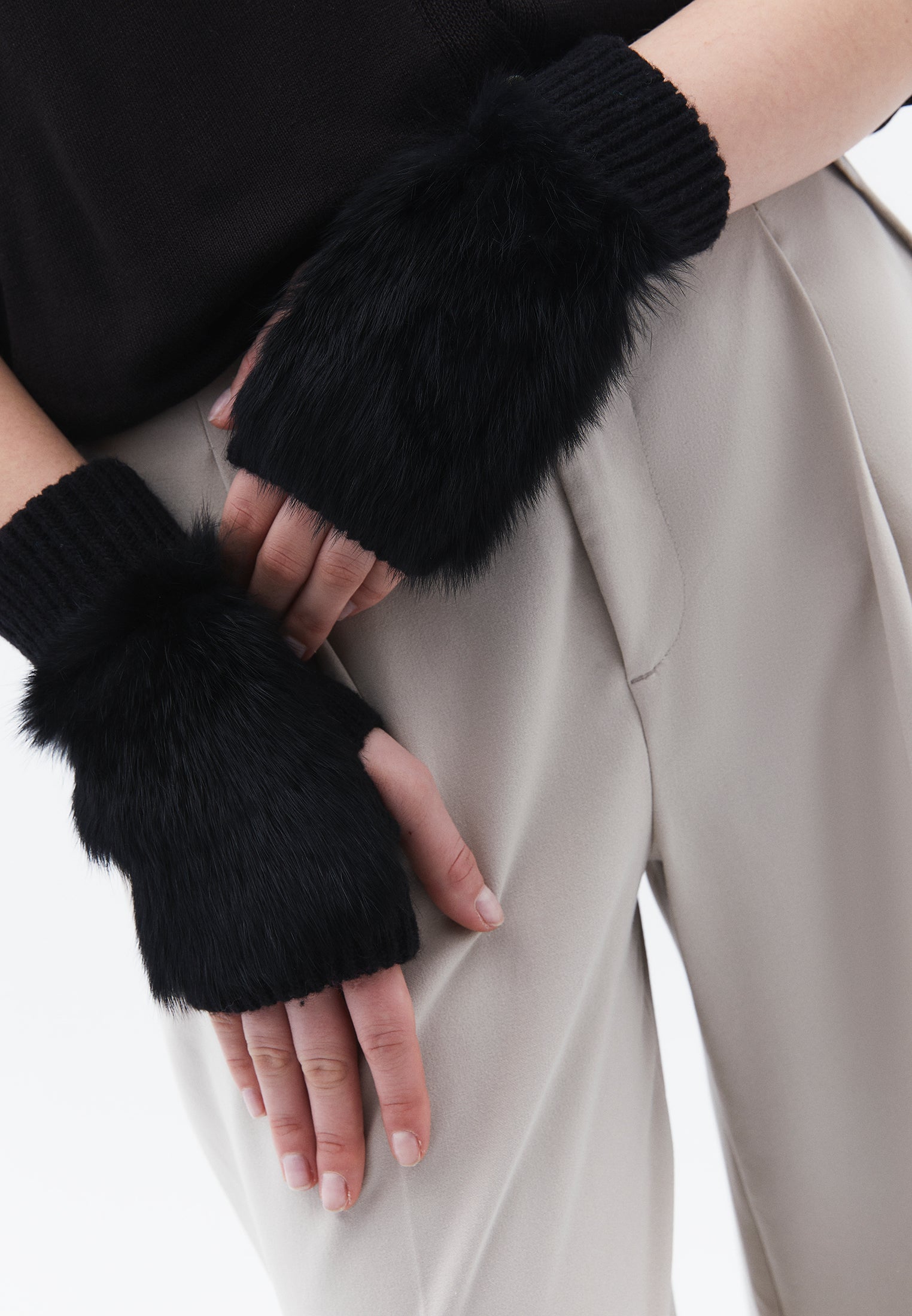 Glove - BLACK