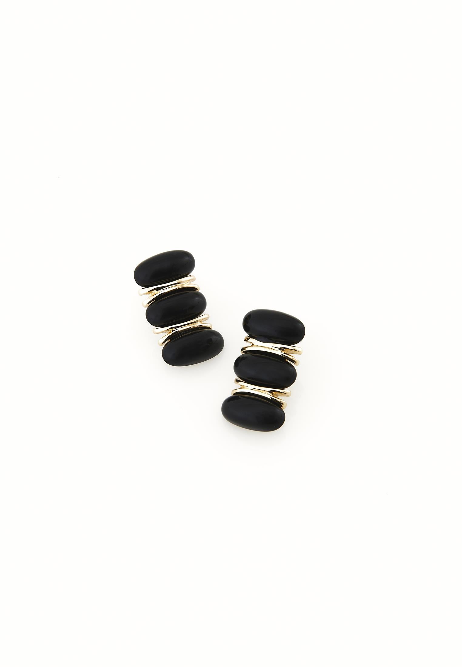 Minimal Earring Model - BLACK
