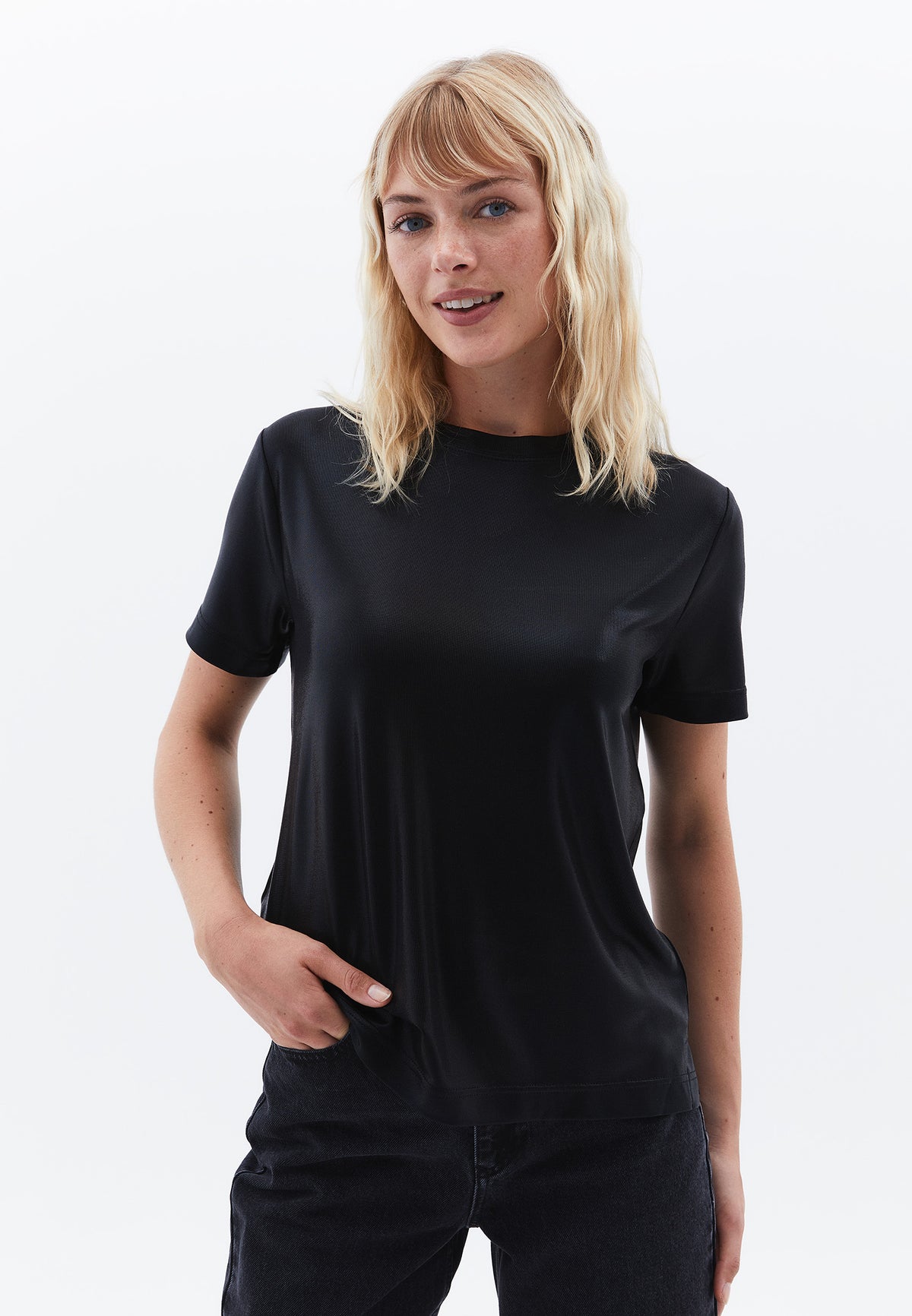 Crew Neck Short Sleeve T-Shirt - BLACK