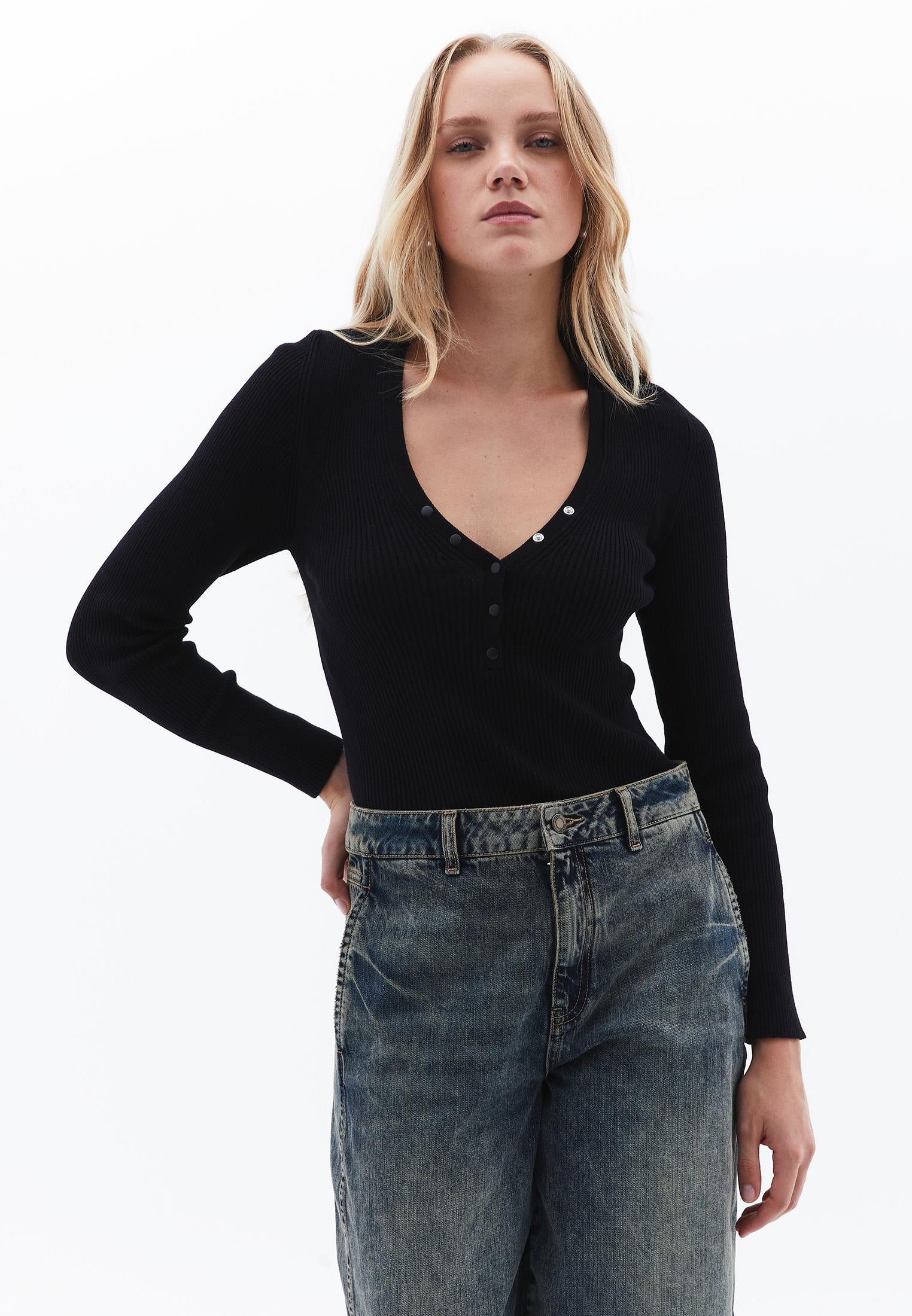 V Neck Long Sleeve Sweater - BLACK