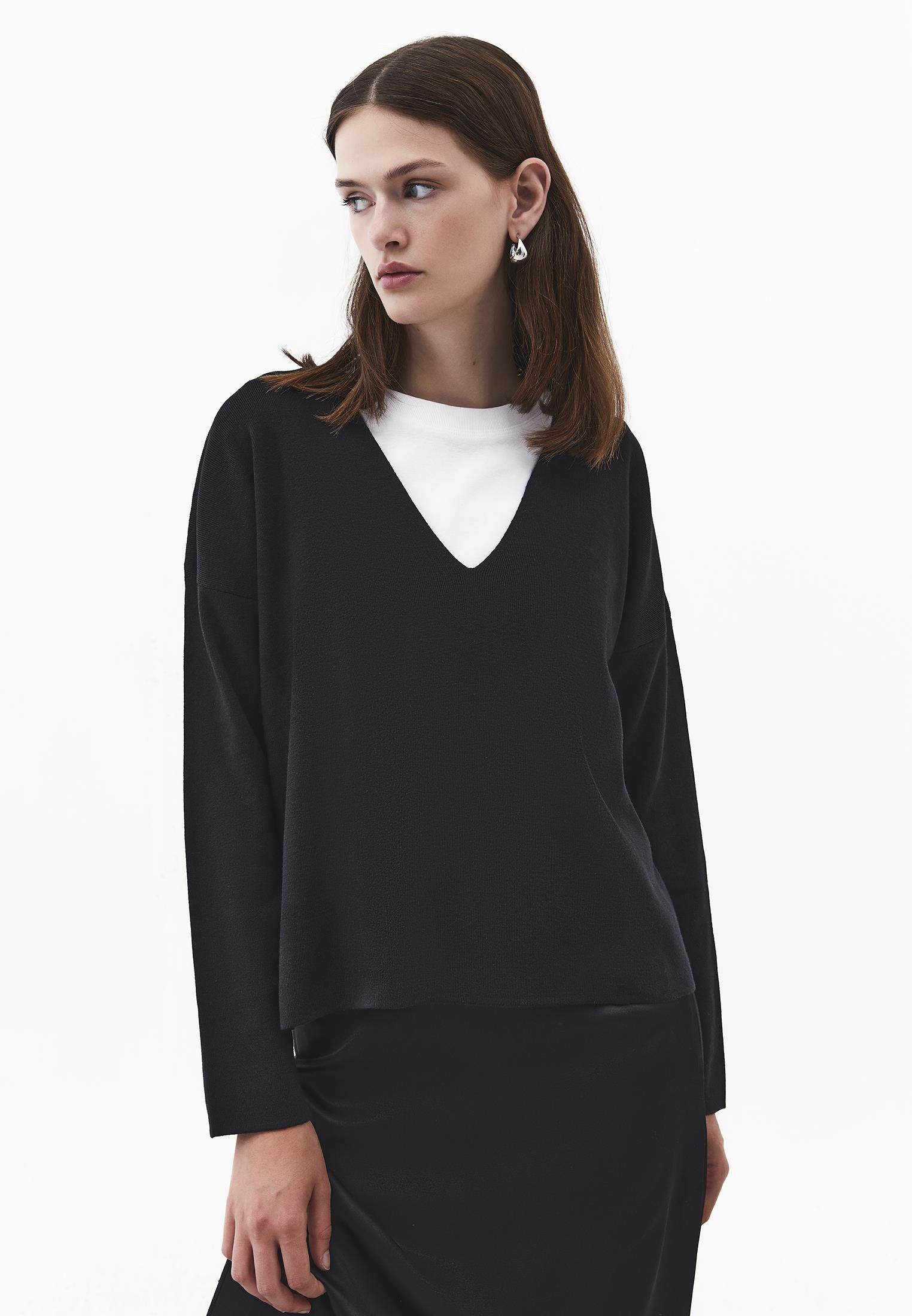 V Neck Long Sleeve Sweater - BLACK