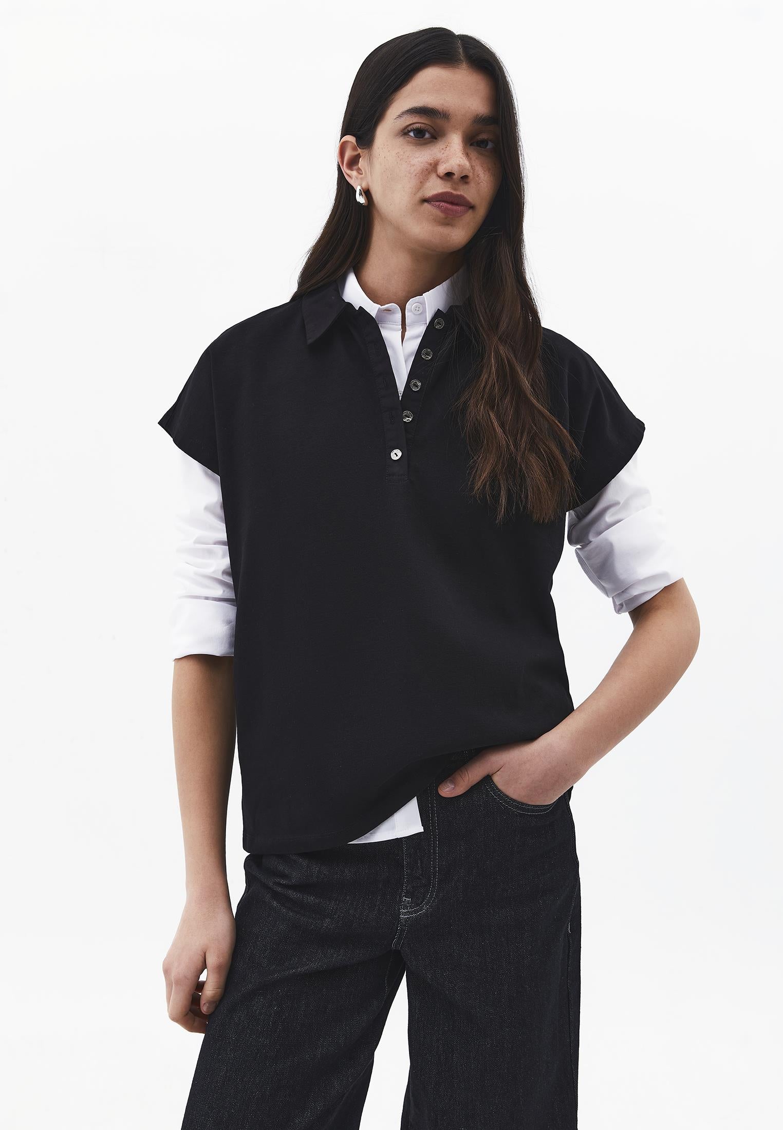 Button Detailed Polo Neck T-Shirt - BLACK