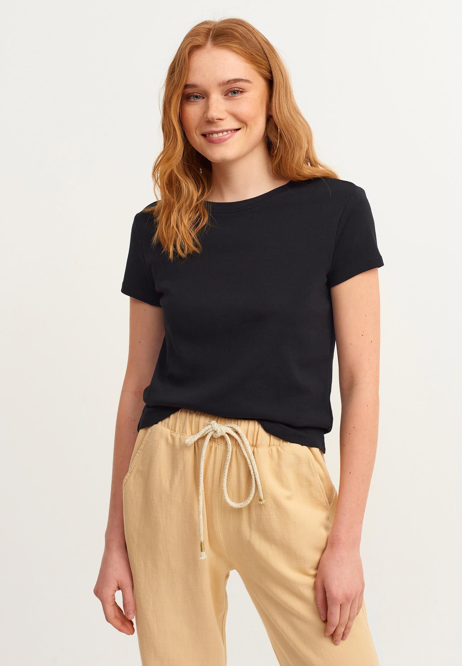 Crew Neck Loose Fit T-Shirt - BLACK