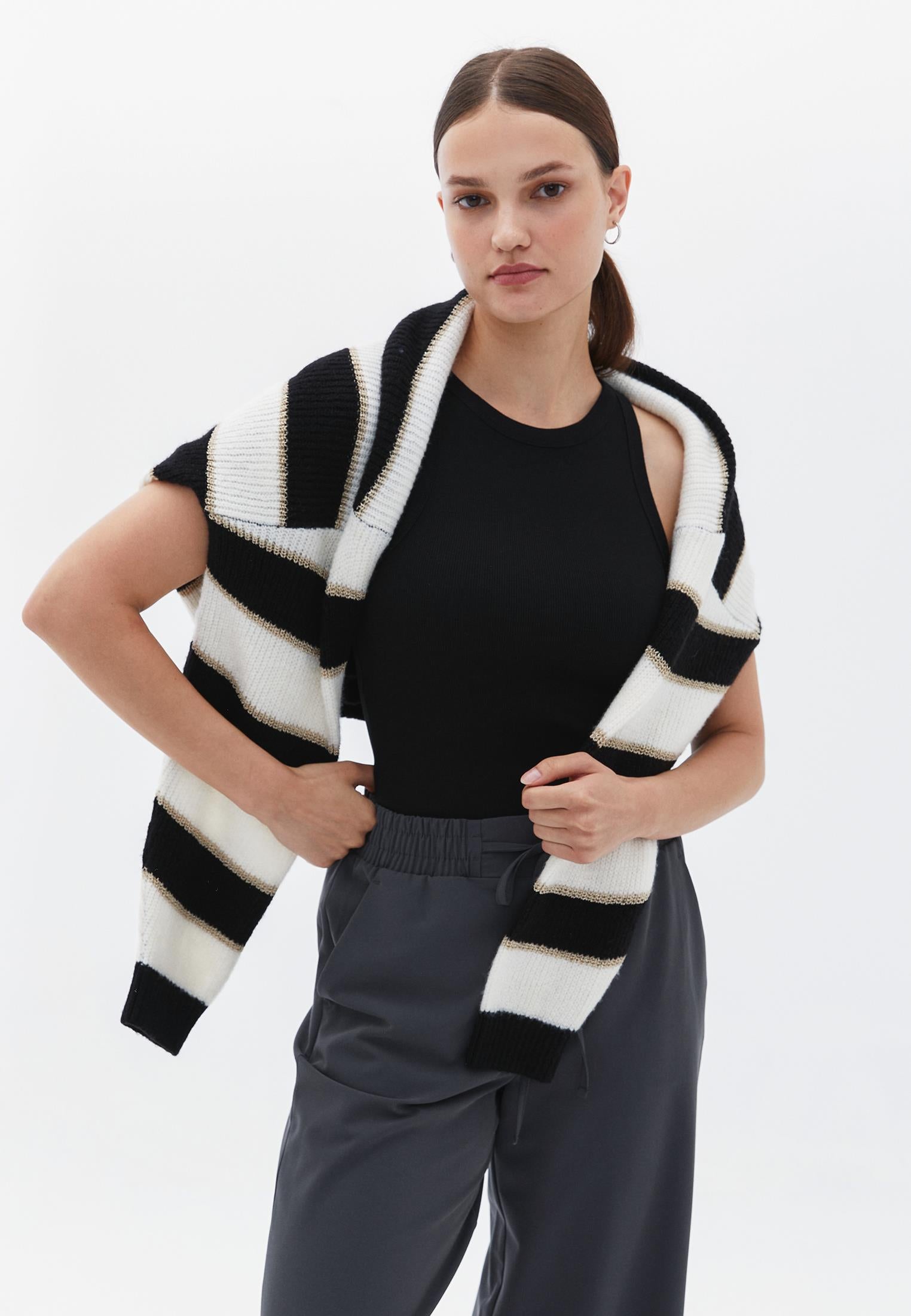 Halter Neck Sleeveless Tank - BLACK