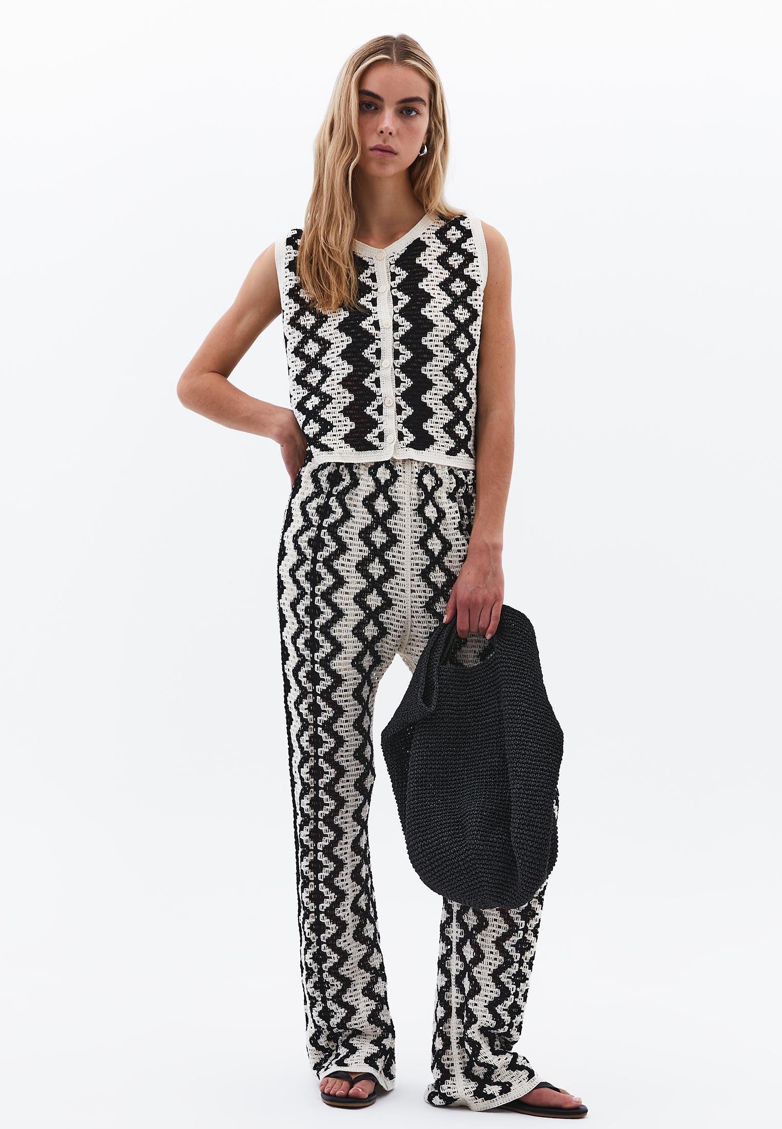 High Waist Pants - ICE MILK/BLACK