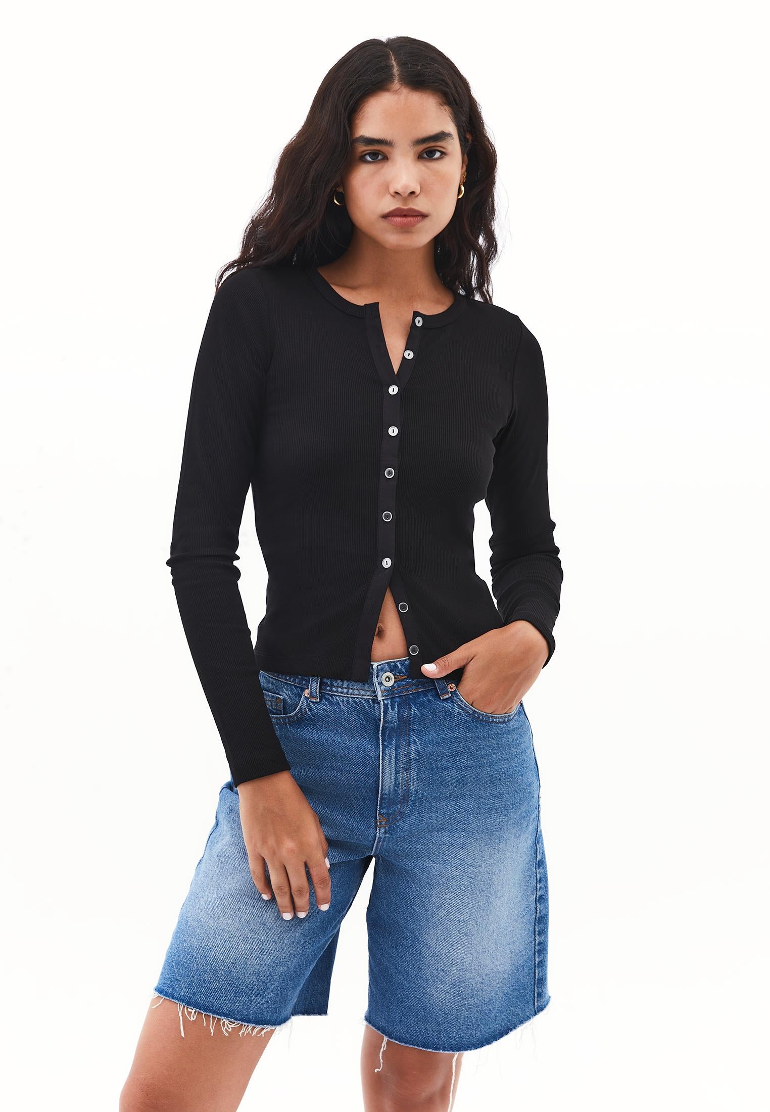 Crew Neck Long Sleeve T-Shirt - BLACK
