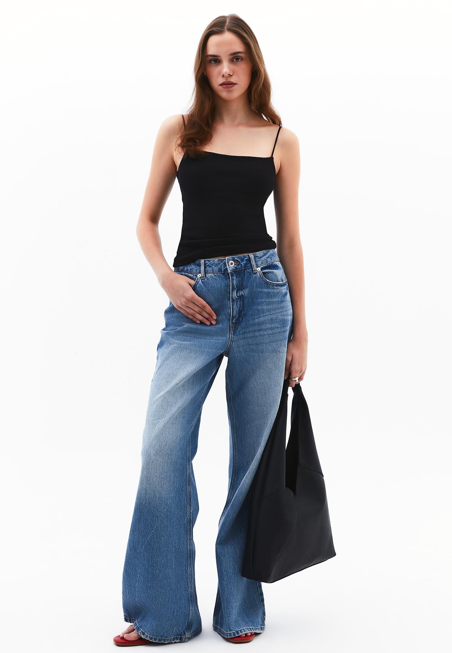 Wide Neck Tank Top - BLACK