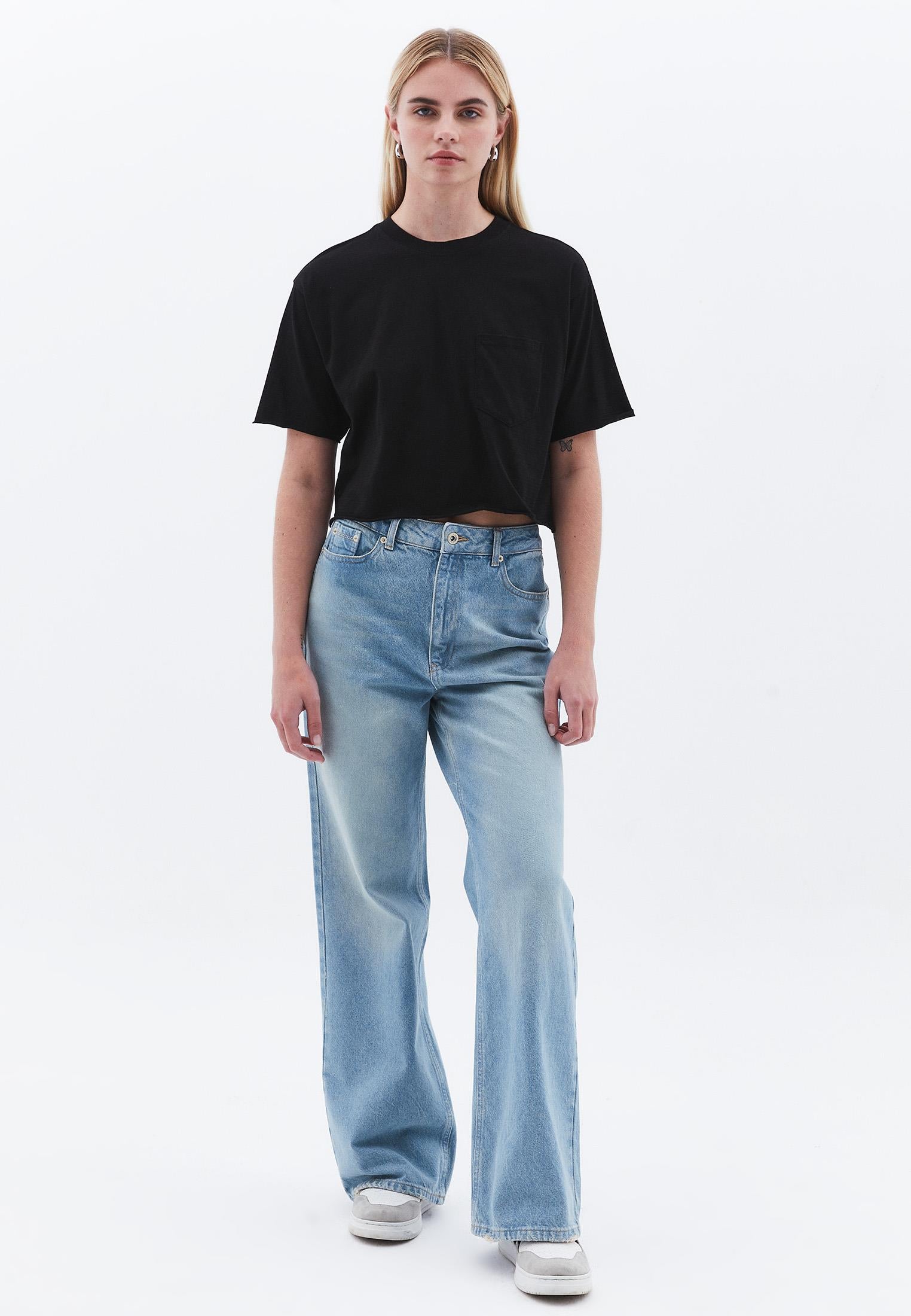 Cropped T-Shirt With Pocket Detail - BLACK