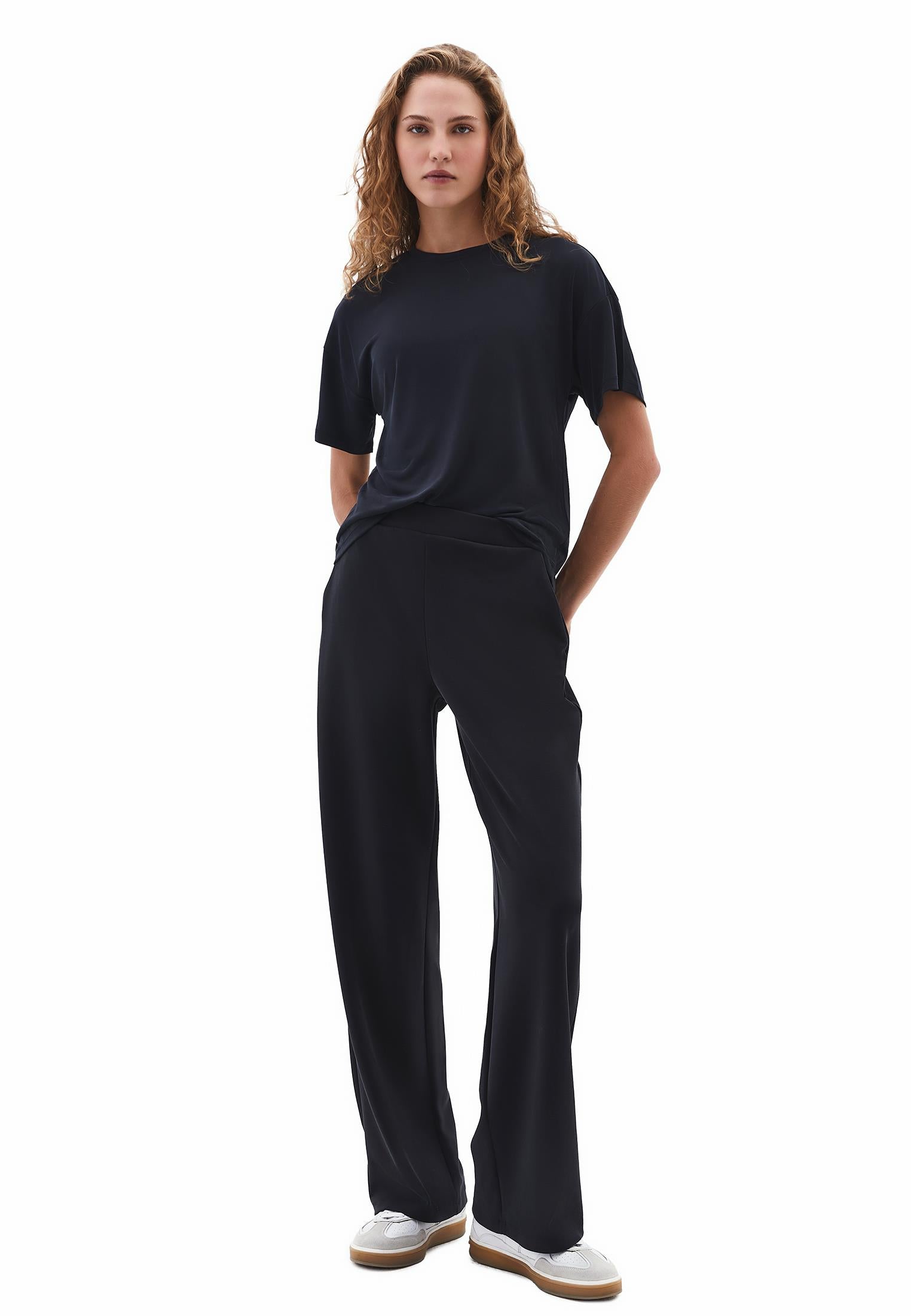 Standard Loose Short Sleeve T-Shirt - BLACK