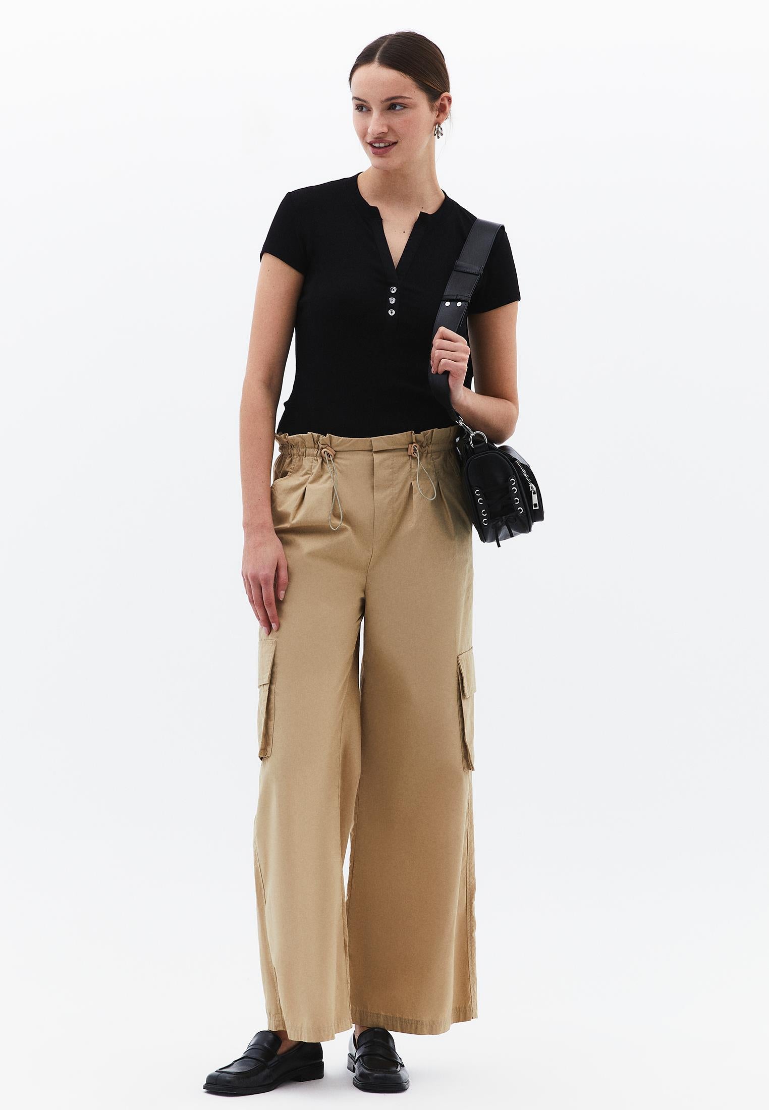 Button Detailed T-Shirt - BLACK
