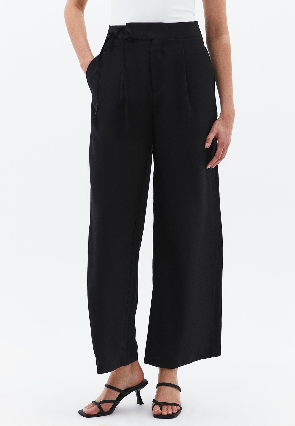 Straight Pants - BLACK