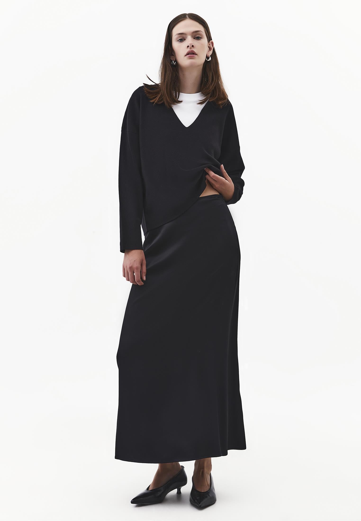 V Neck Long Sleeve Sweater - BLACK