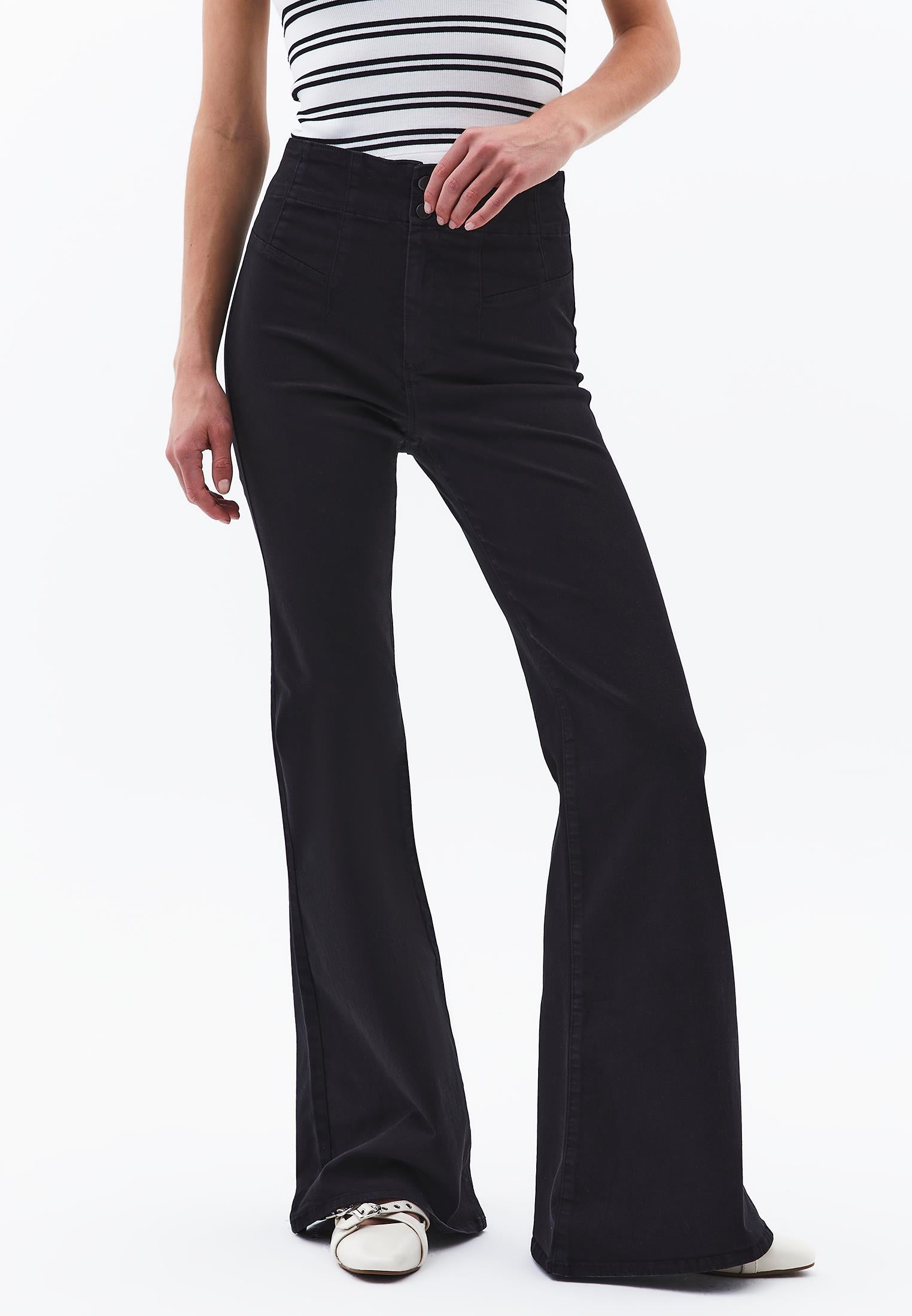 Spanish Leg Pants - BLACK