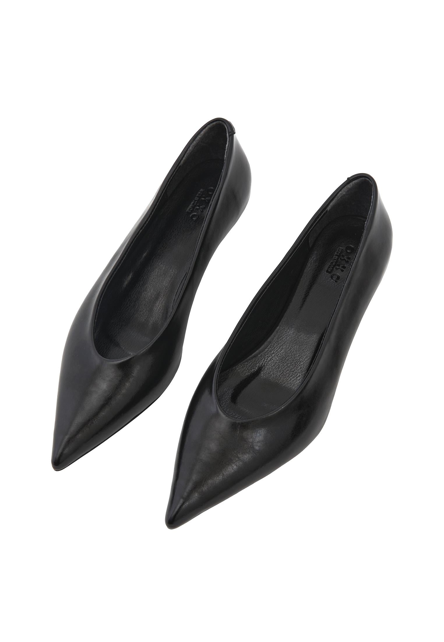 Women's Shoe With Fashion Details - BLACK