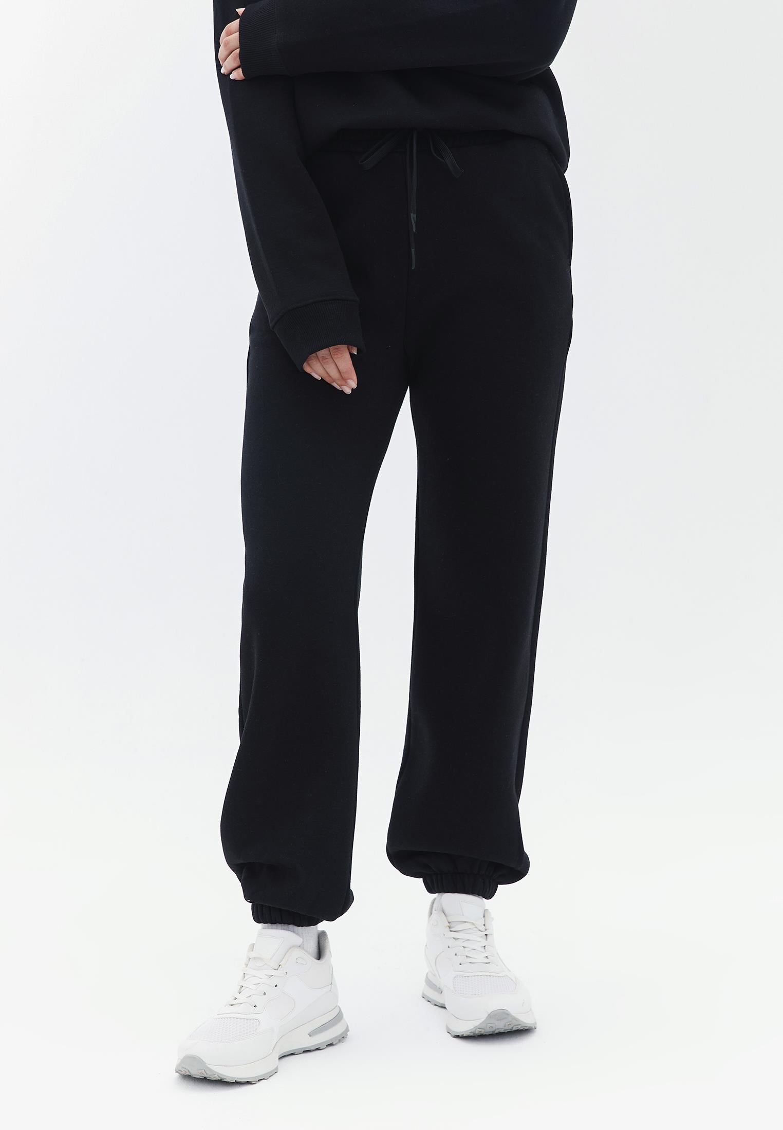 Jogger Pants With Belt Detail - BLACK