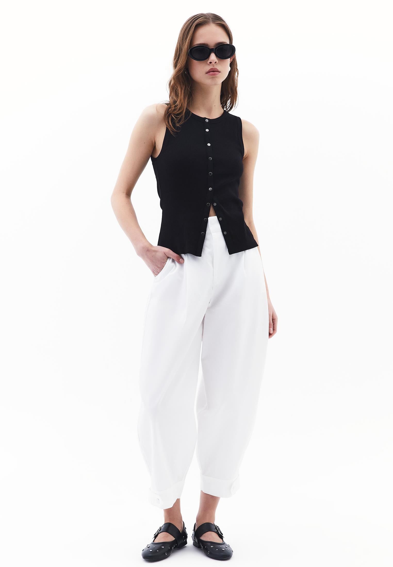 Sleeveless Tank Top With Crew Neck - BLACK