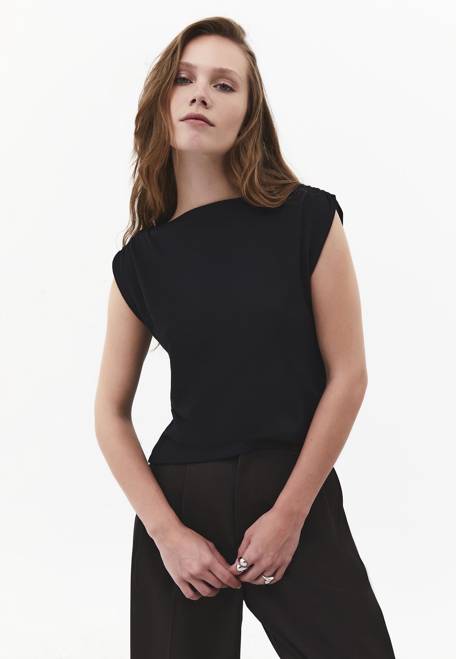 Boat Neck Sleeveless Ruched Tank Top - BLACK