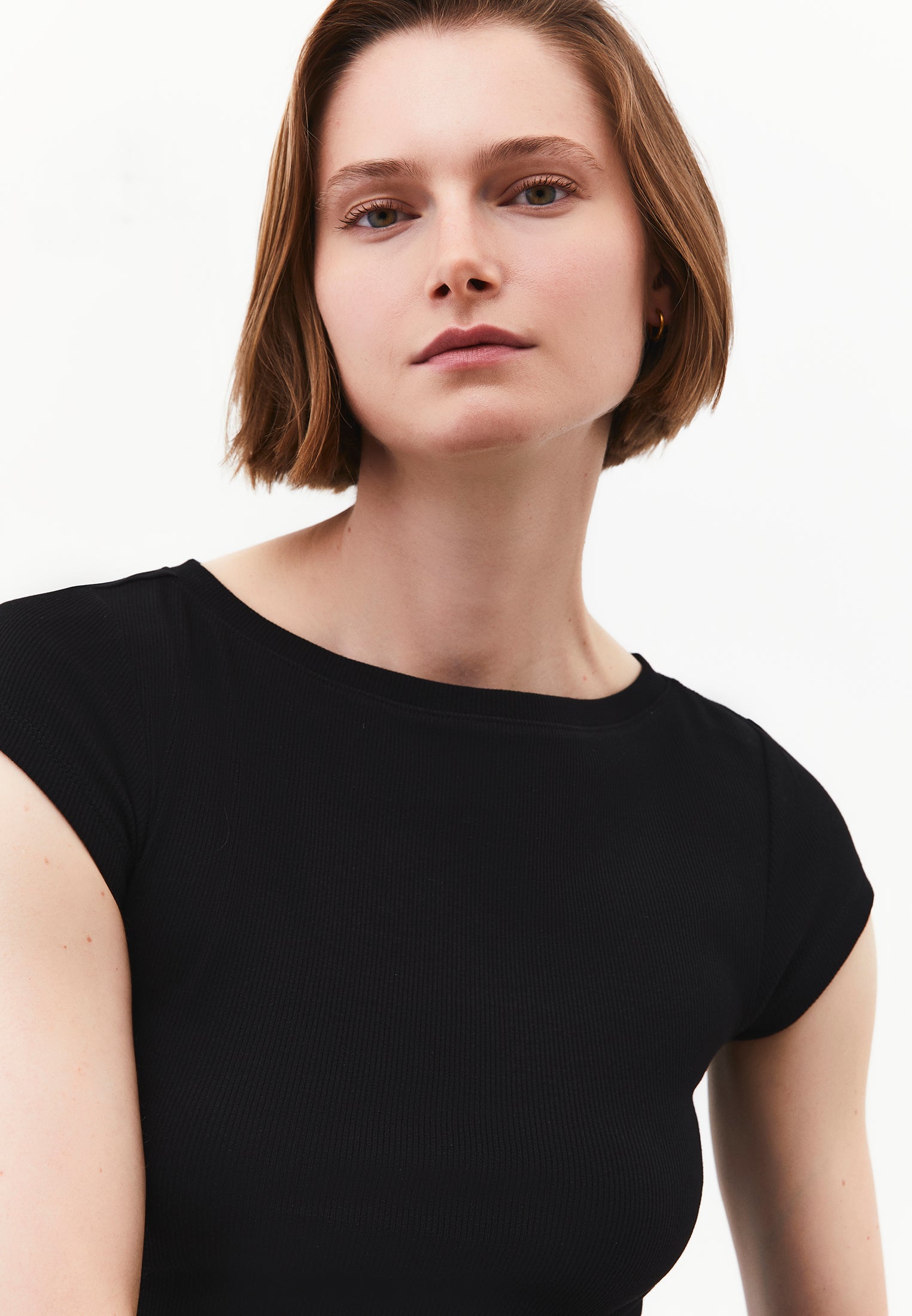 Boat Neck Short Sleeve T-Shirt - BLACK