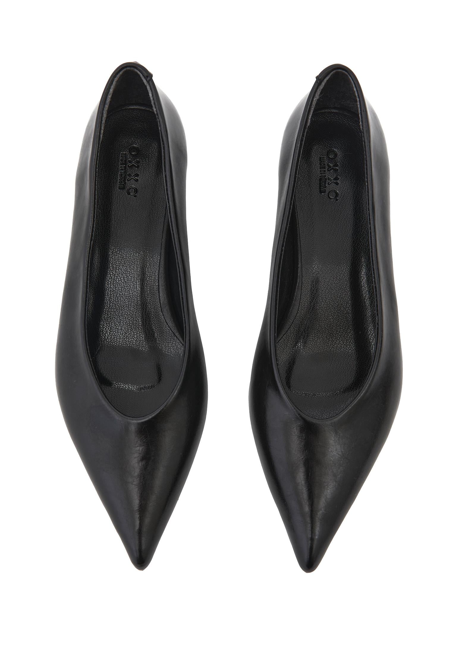Women's Shoe With Fashion Details - BLACK