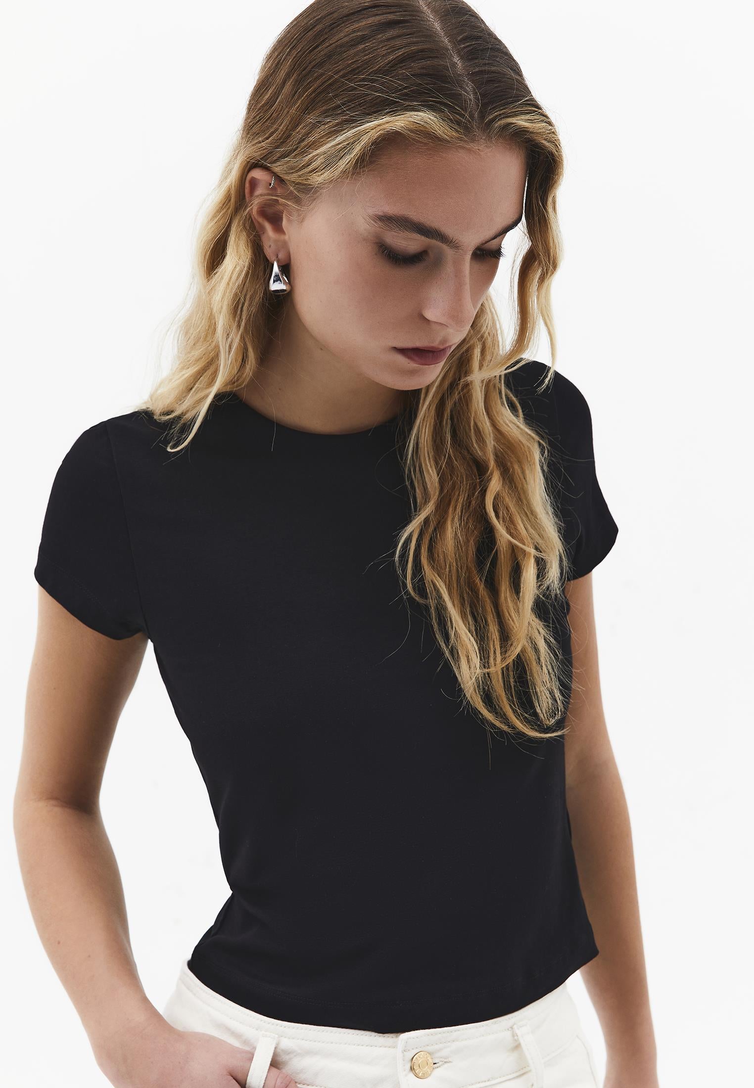 Crew Neck Long Sleeve Bodycon T-Shirt - BLACK
