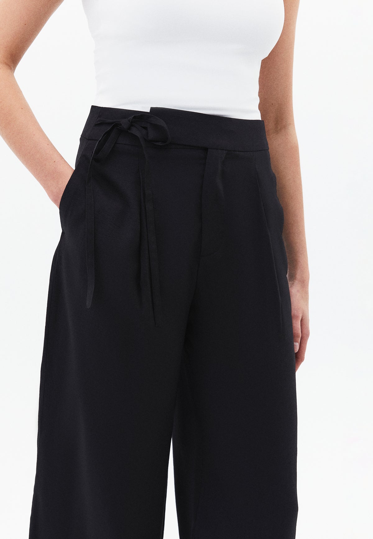 Straight Pants - BLACK