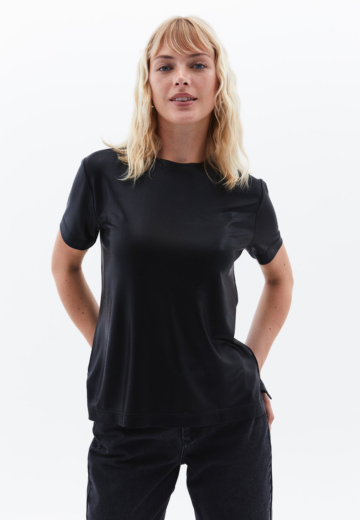 Crew Neck Short Sleeve T-Shirt - BLACK