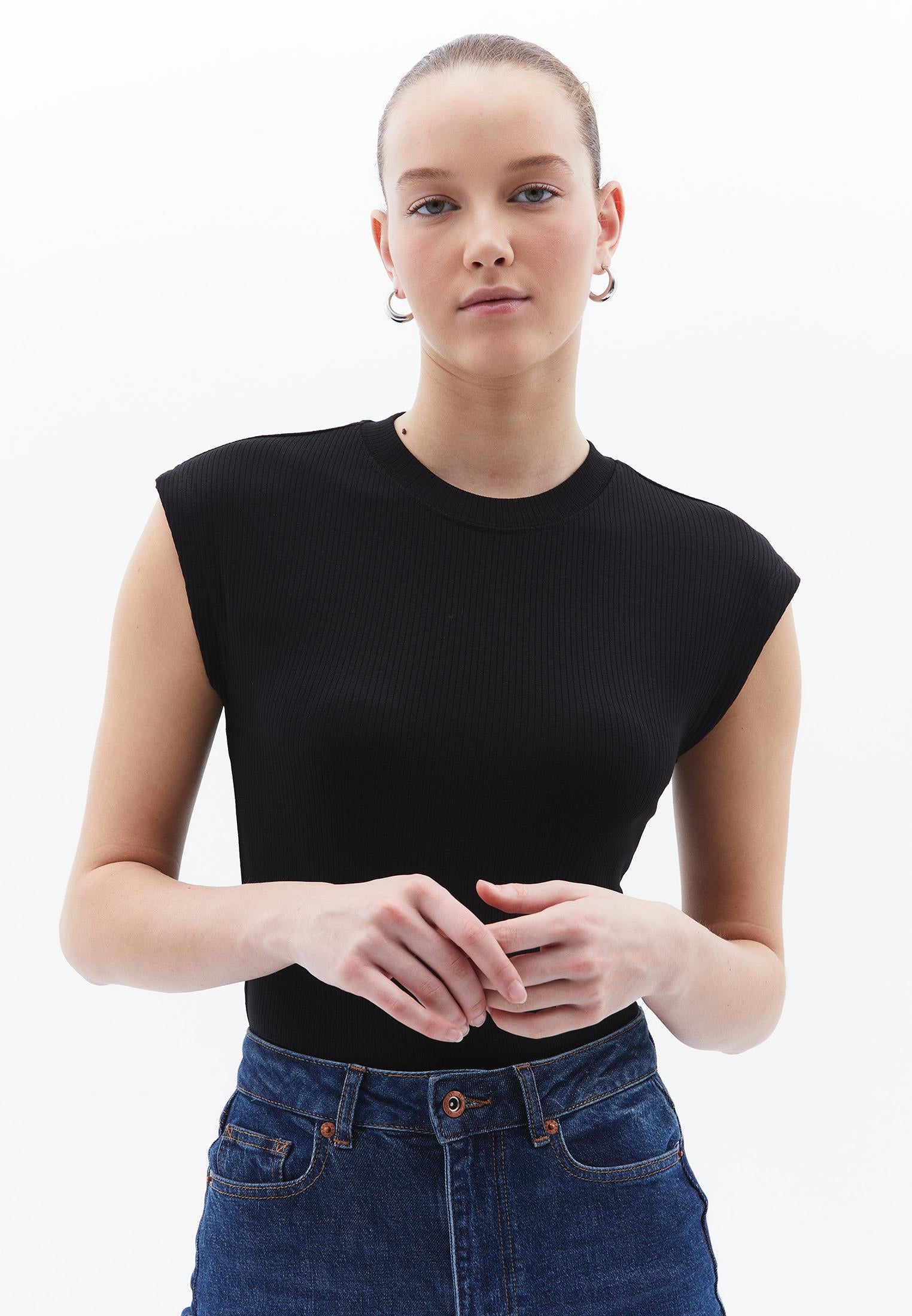 Slim Fit Short Sleeve T-Shirt - BLACK