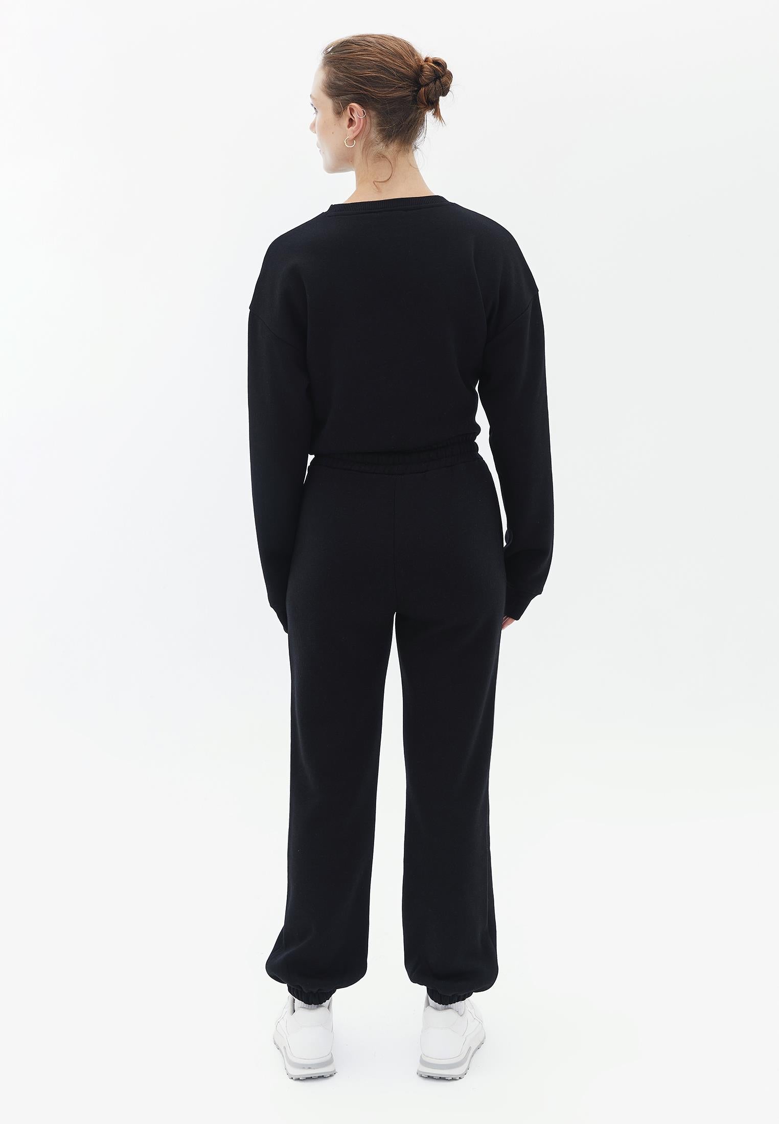 Jogger Pants With Belt Detail - BLACK