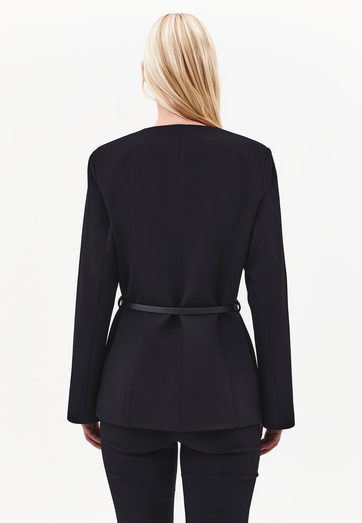 V-Neck Blazer Jacket With Belt Detail - BLACK