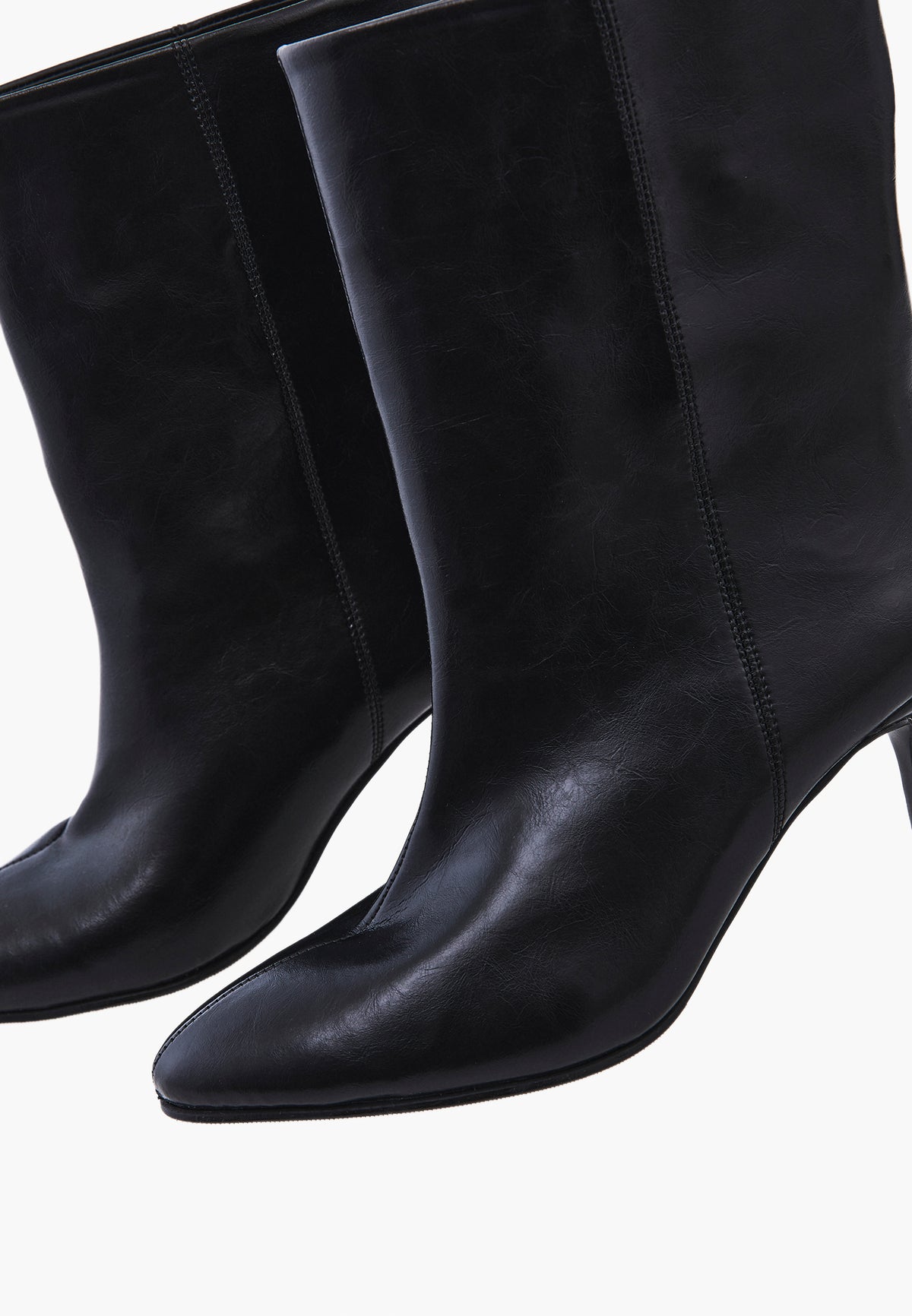 Boot Model - BLACK