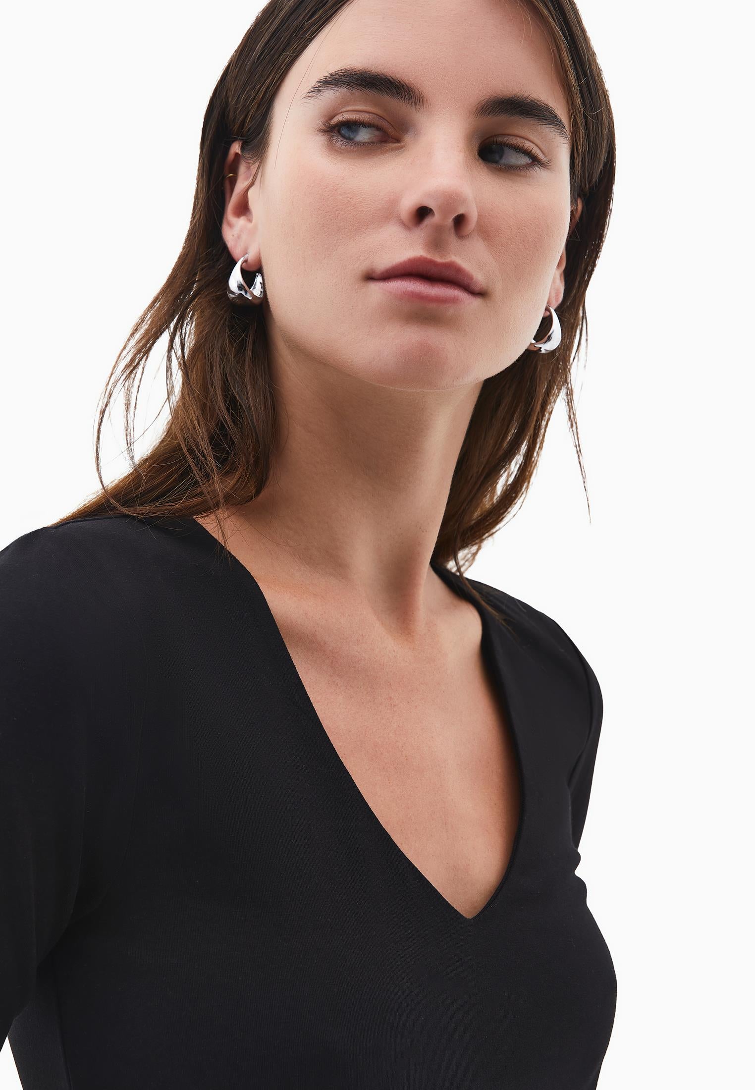 V Neck Long Sleeve T-Shirt - BLACK
