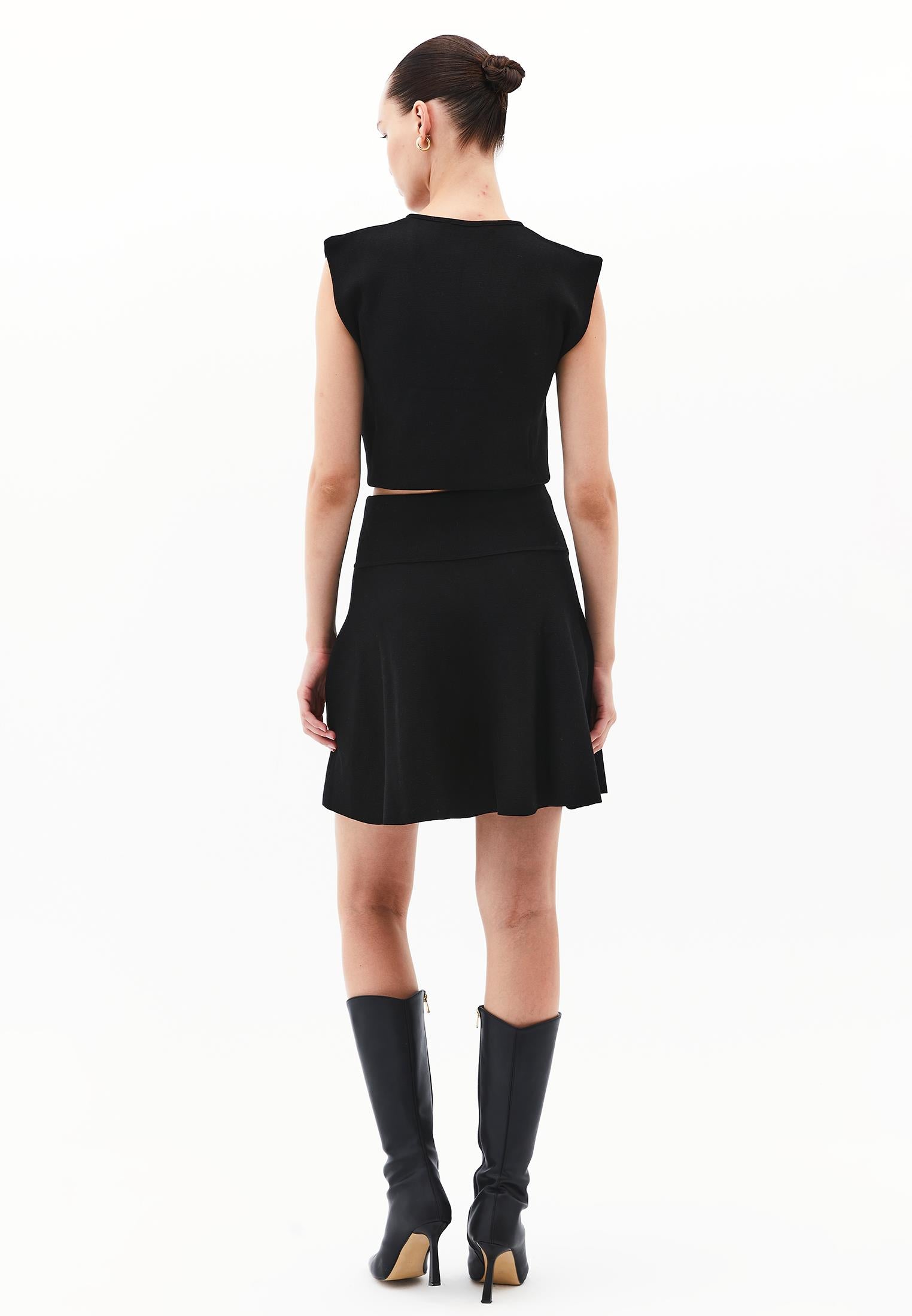 A-Line Short Knit Skirt - BLACK