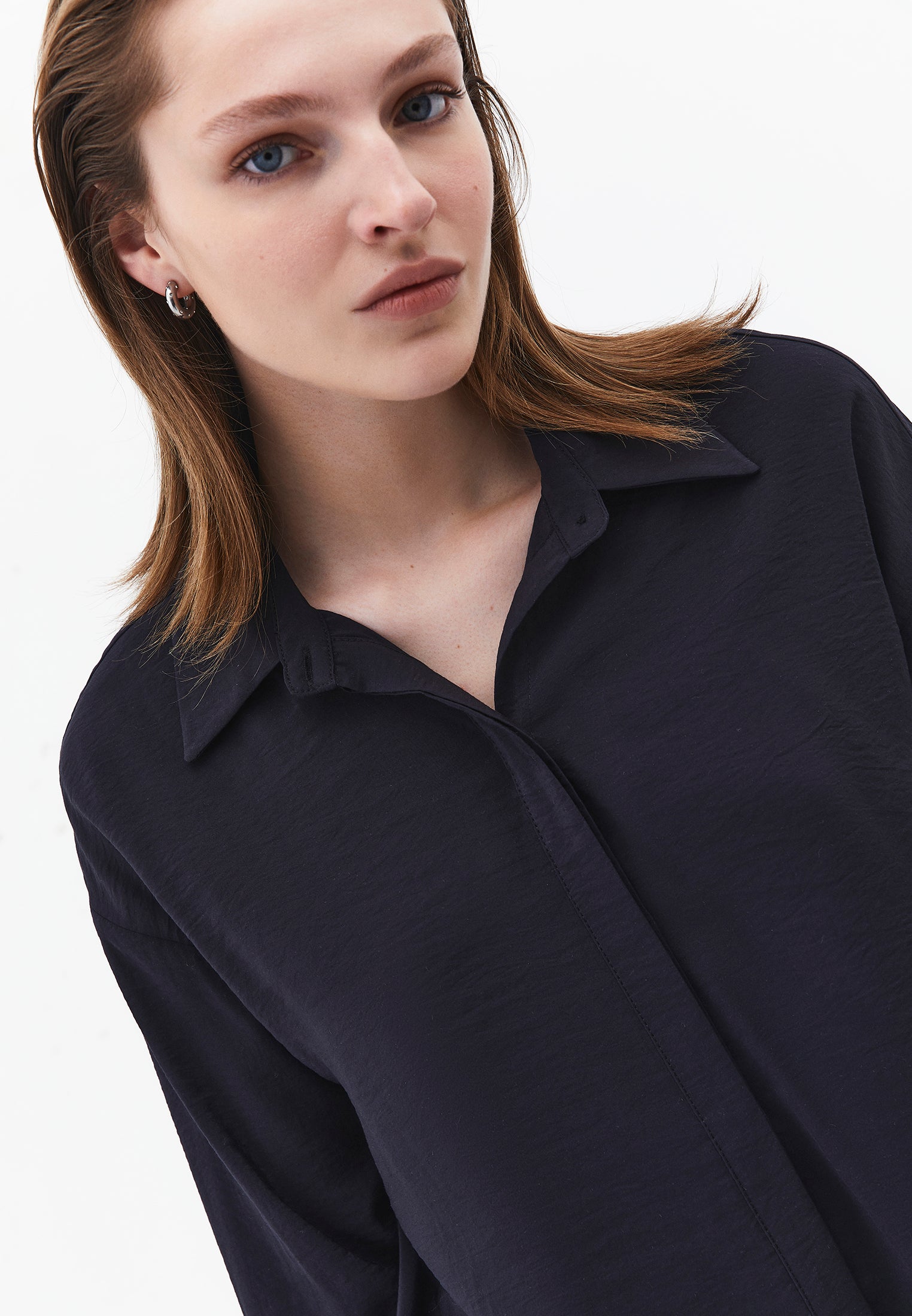 Oversize Long Sleeve Buttoned Shirt - BLACK