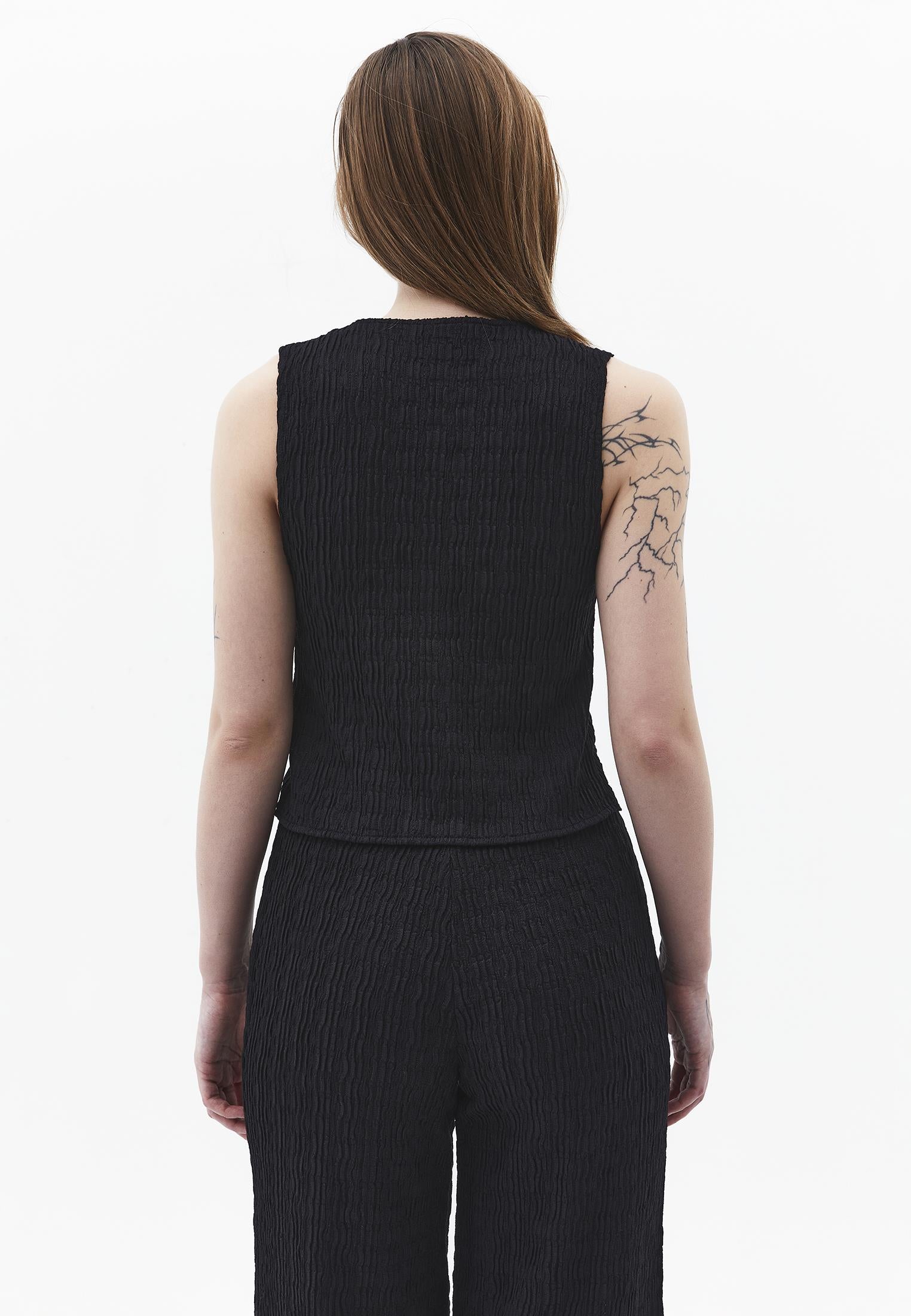 V Neck Closed Form Vest - BLACK