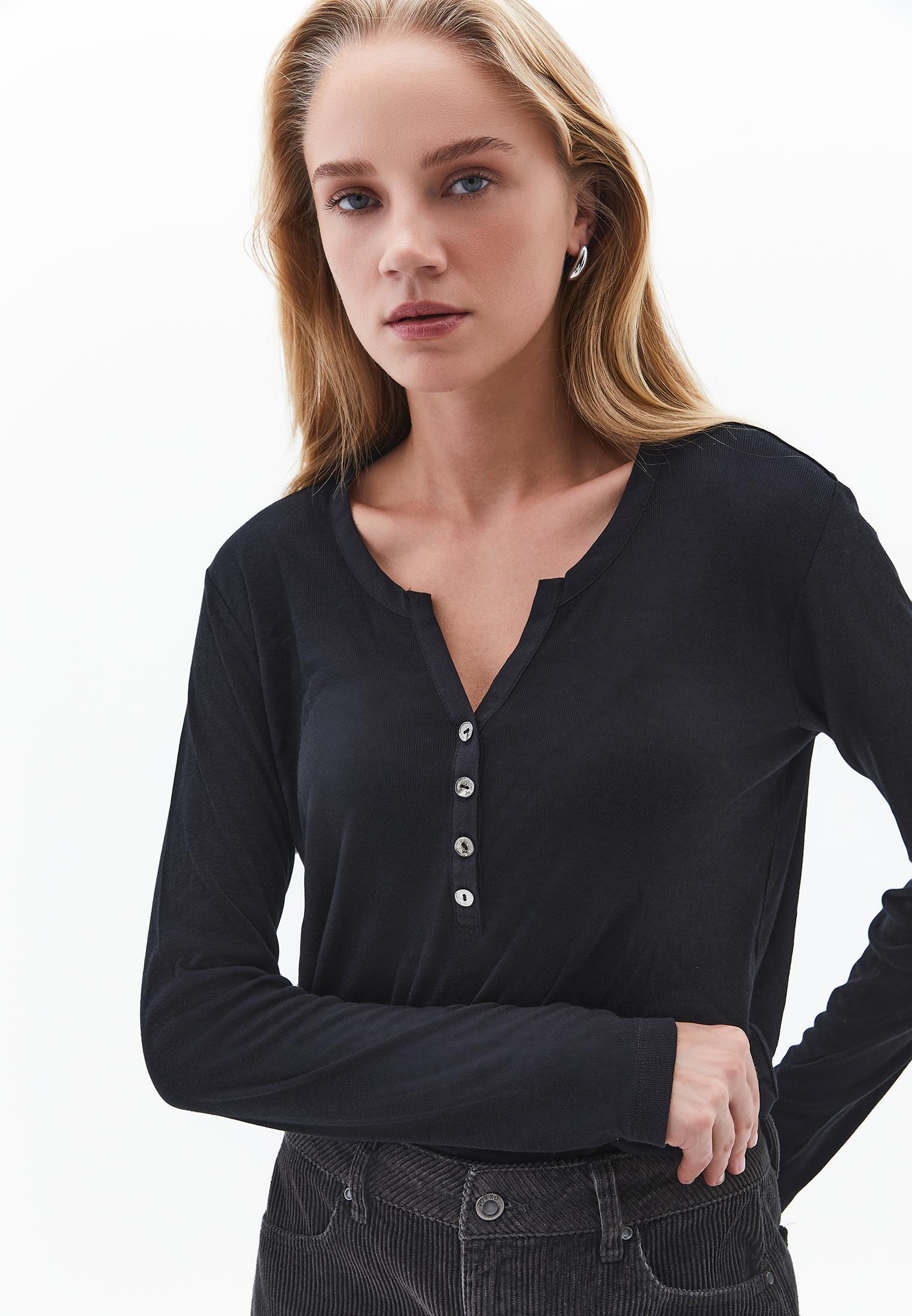 Polo Collar Buttoned T-Shirt - BLACK