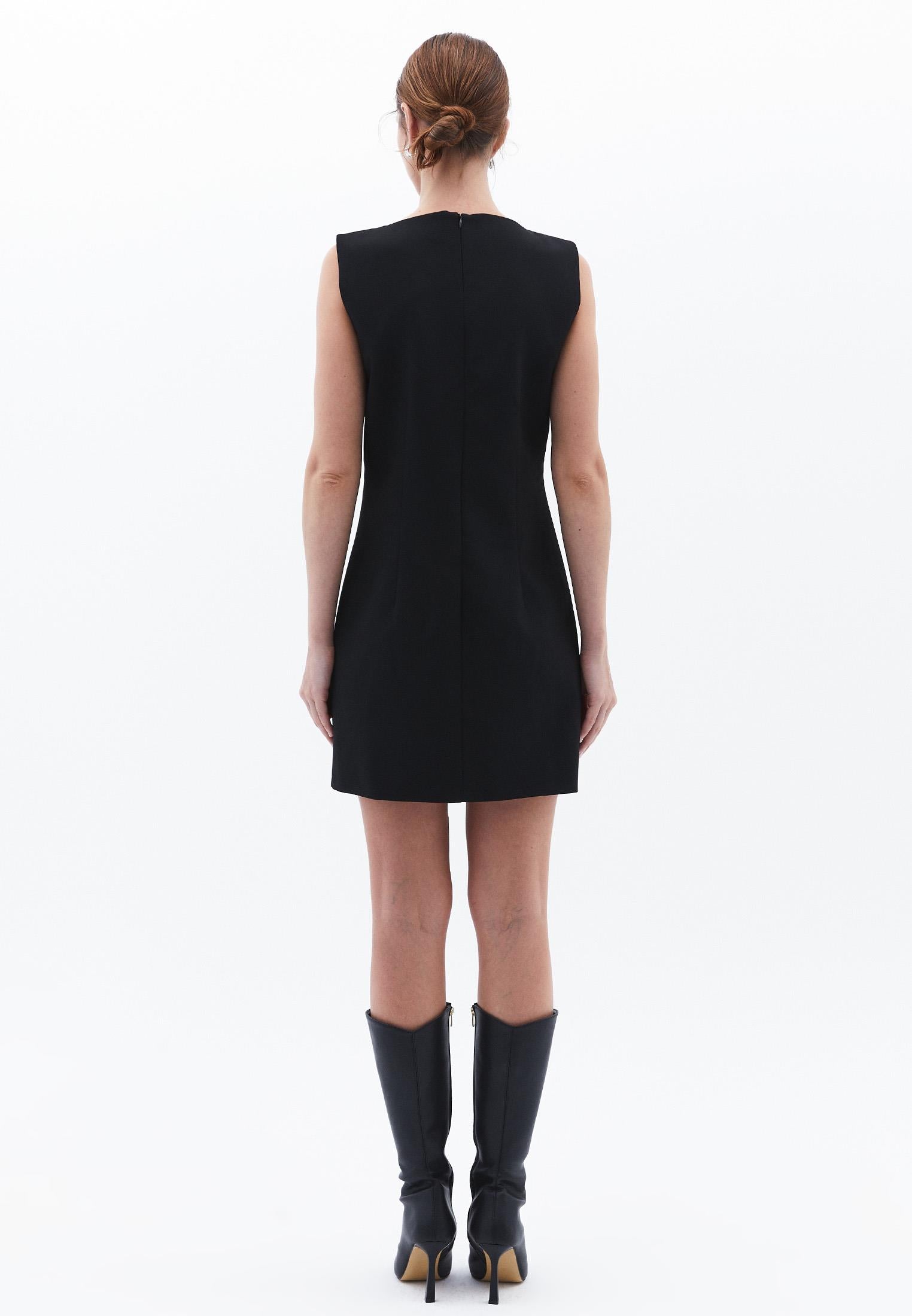 Short Boat Neck Sleeveless Dress - BLACK