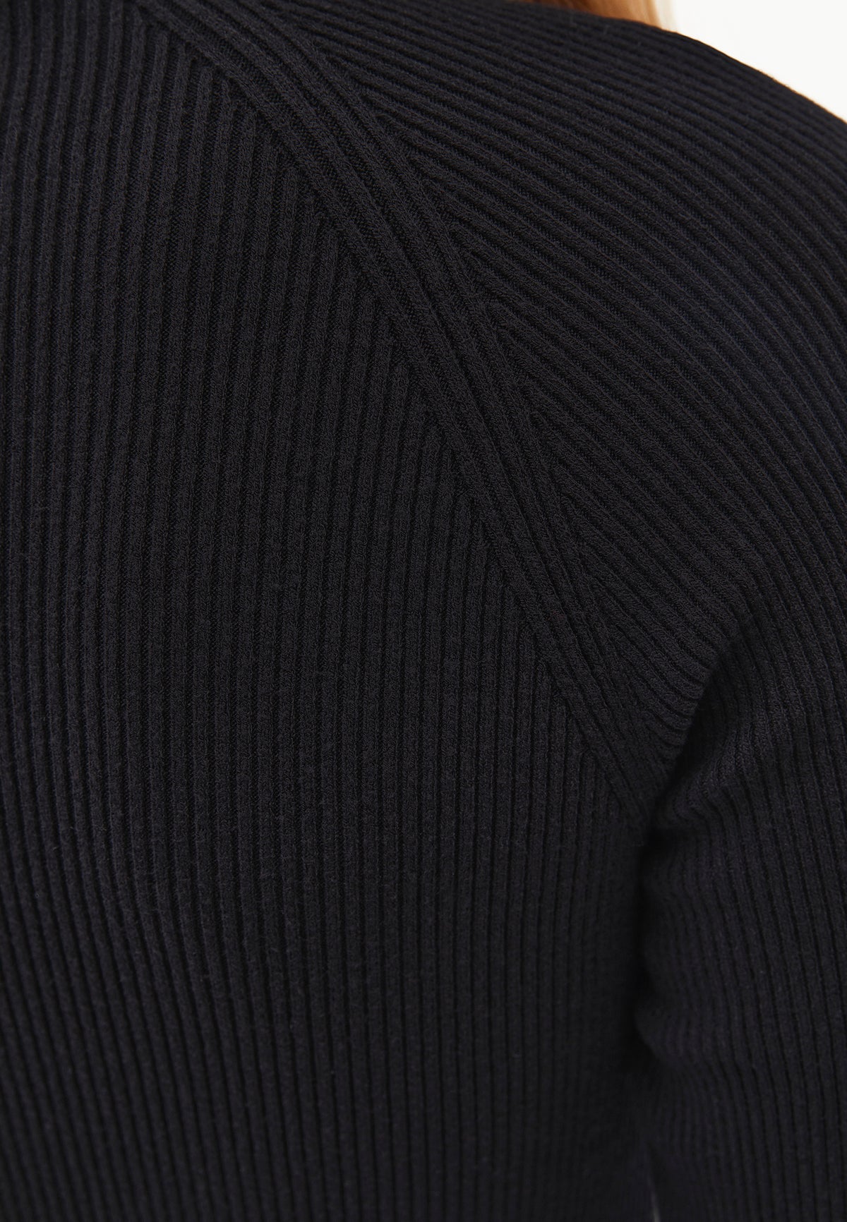 Turtleneck Raglan Sleeve Knitwear - BLACK