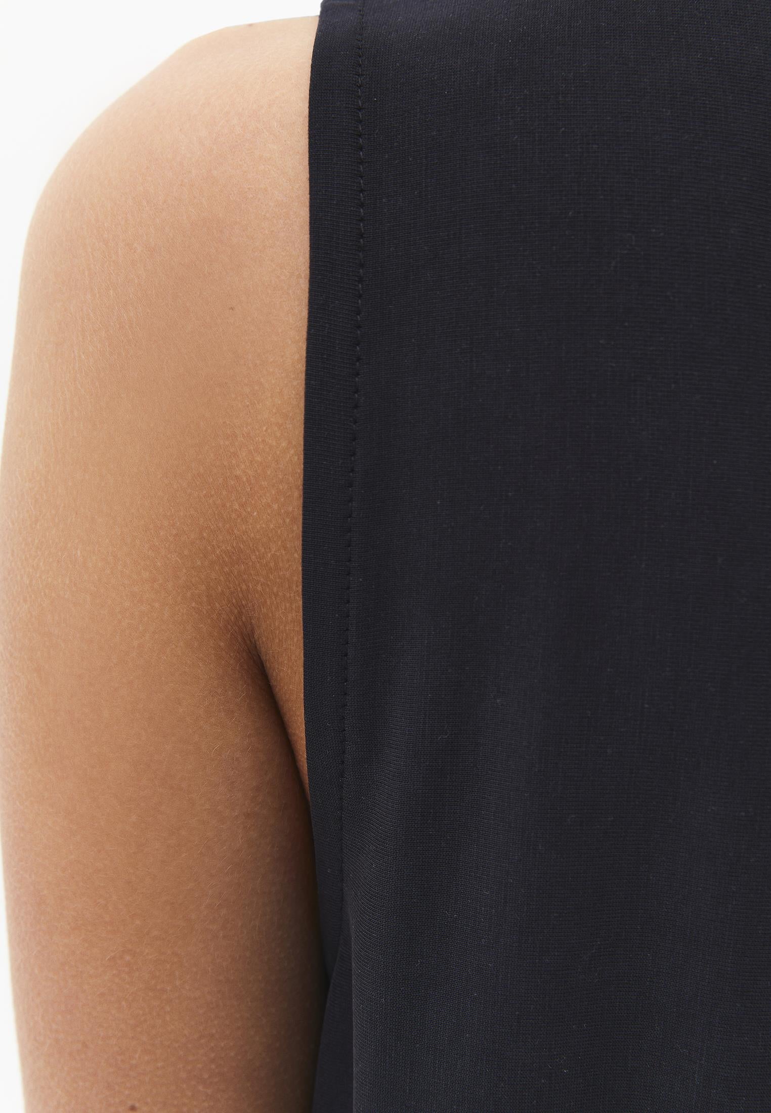 Crew Neck Loose Fit Tank Top - BLACK