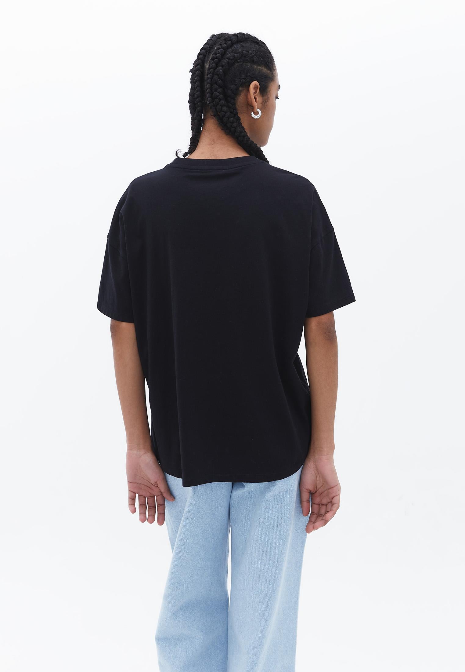 Boyfriend Crew Neck T-Shirt - BLACK